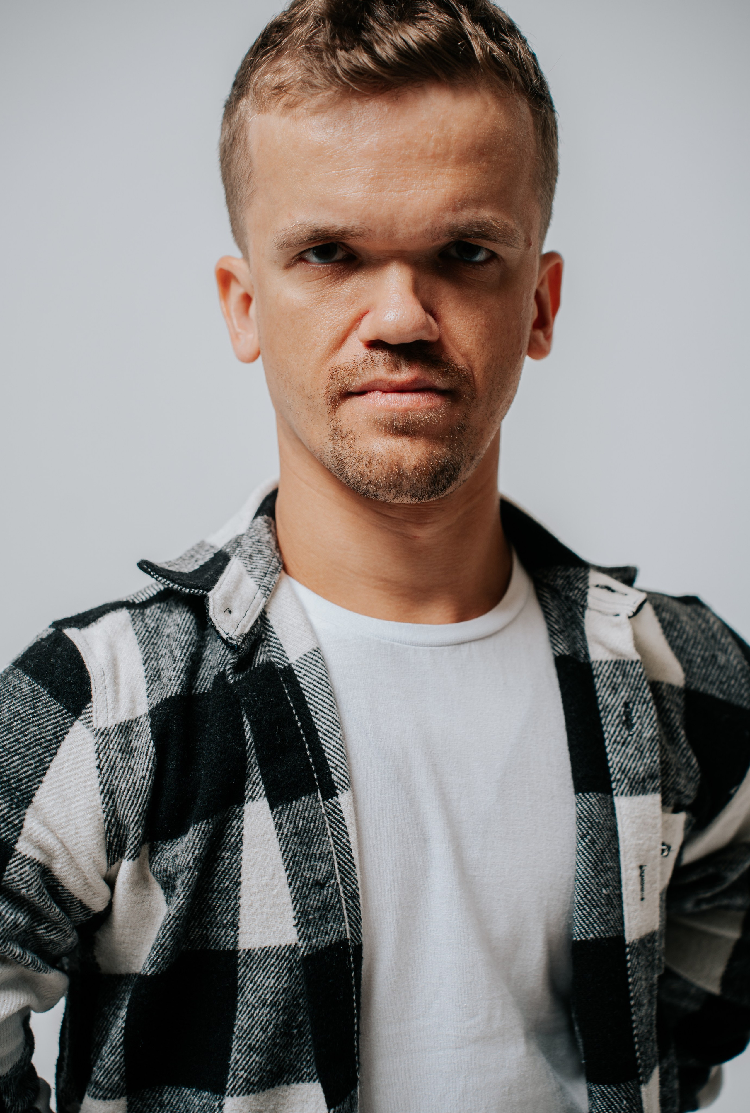 — ПОРТРЕТЫ. Профессиональный фотограф в Санкт-Петербурге Владимир Денисов