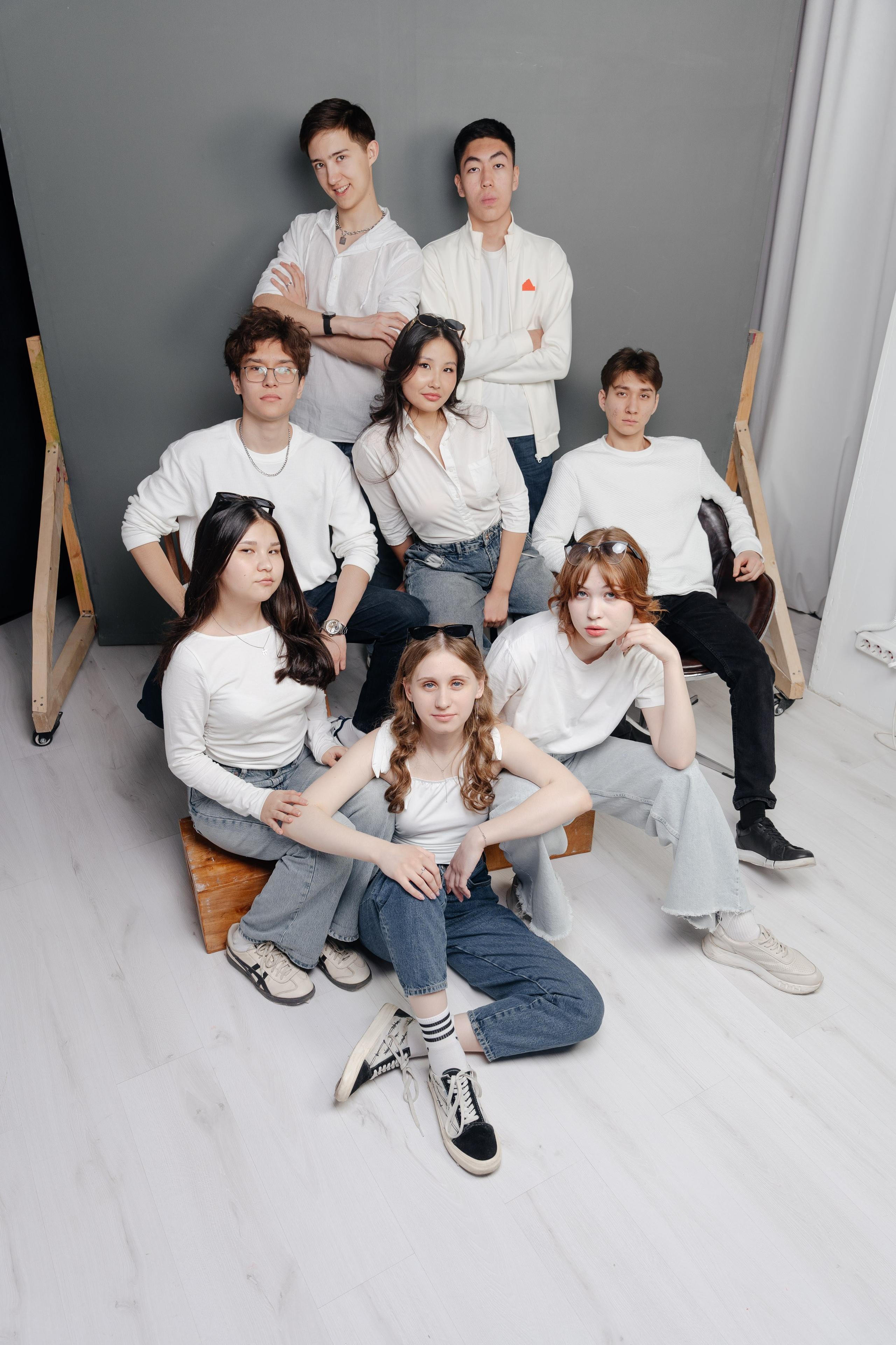 Общие кадры в студии. Выпускные альбомы в Нур-Султане (Астана) и по всему Казахстану