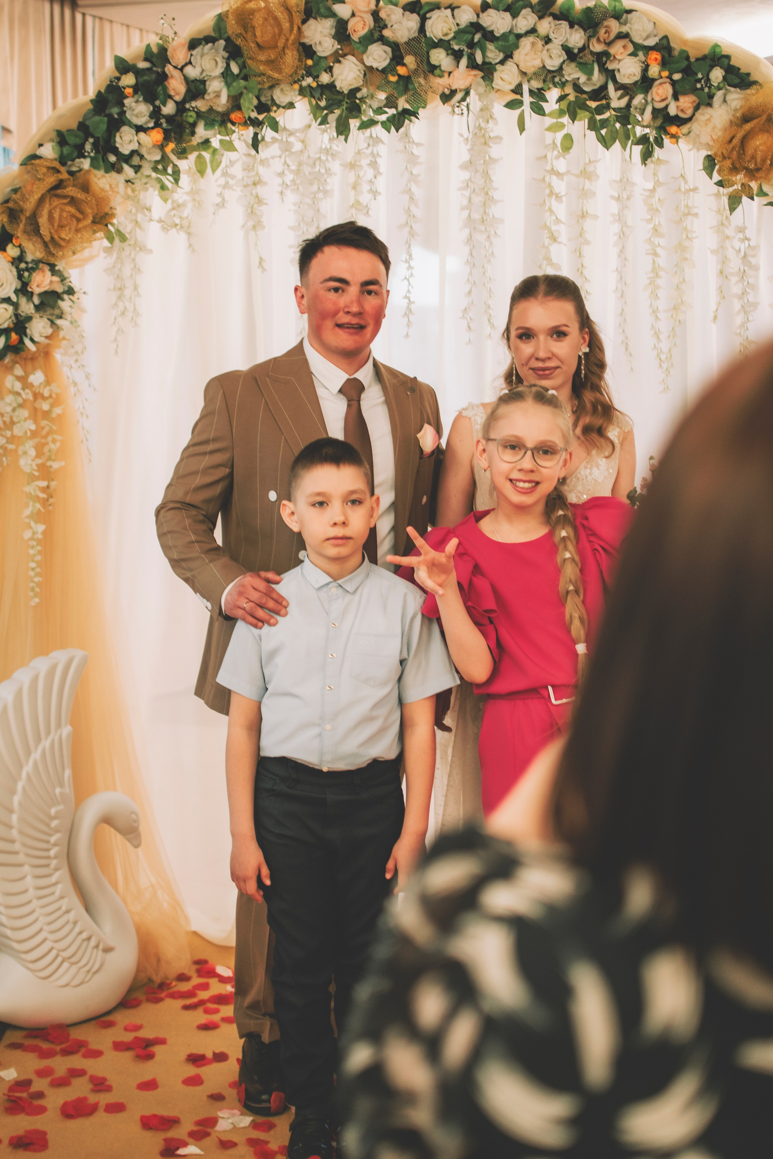 Альберт и Анастасия (Студийная фотосессия, роспись в ДК Нефтяник + фотосессия с гостями). Семейный и свадебный фотограф Губкинский и Ставрополь