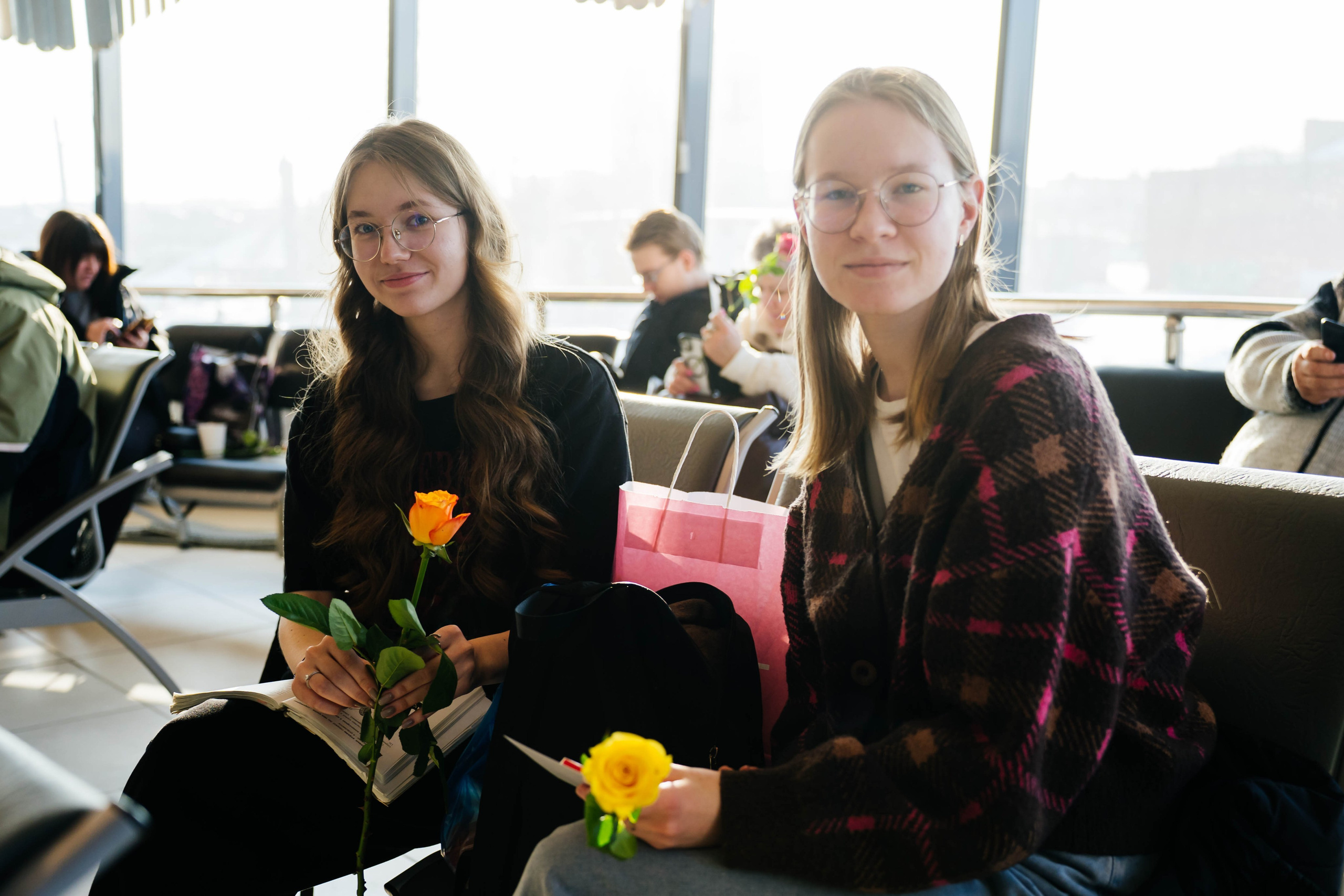 8 марта с РЖД. Видеограф и Фотограф в Челябинске Ксения и Владимир Рюмины