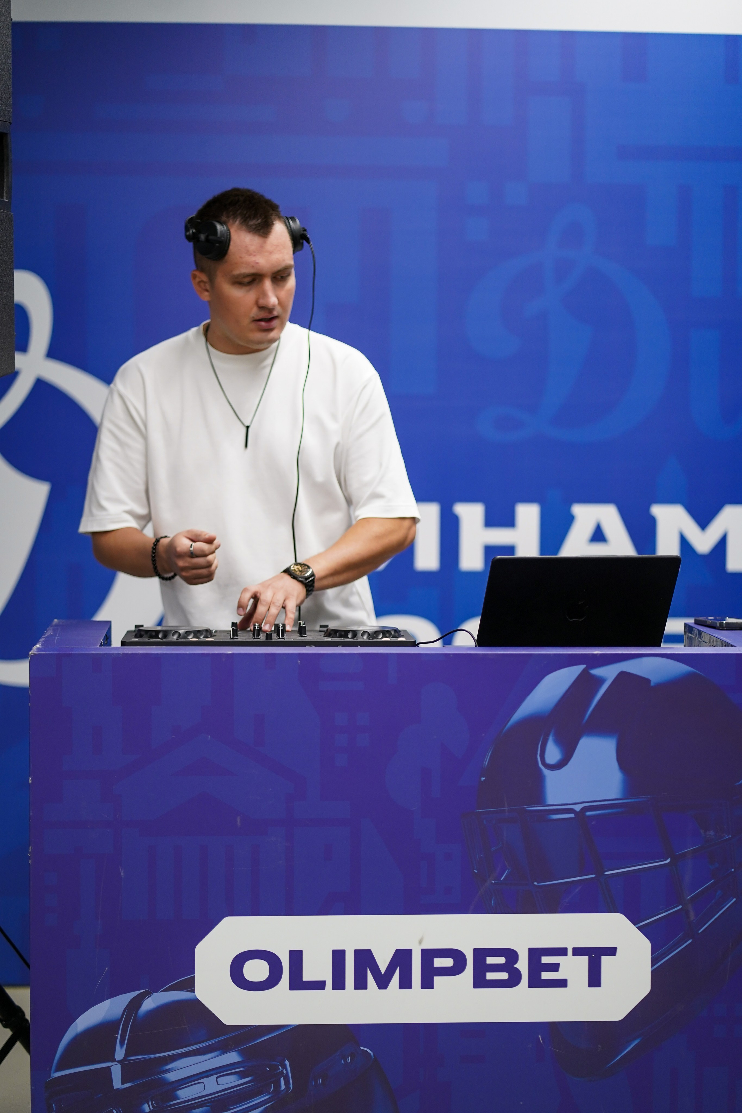 OLIMPBET. Фотограф