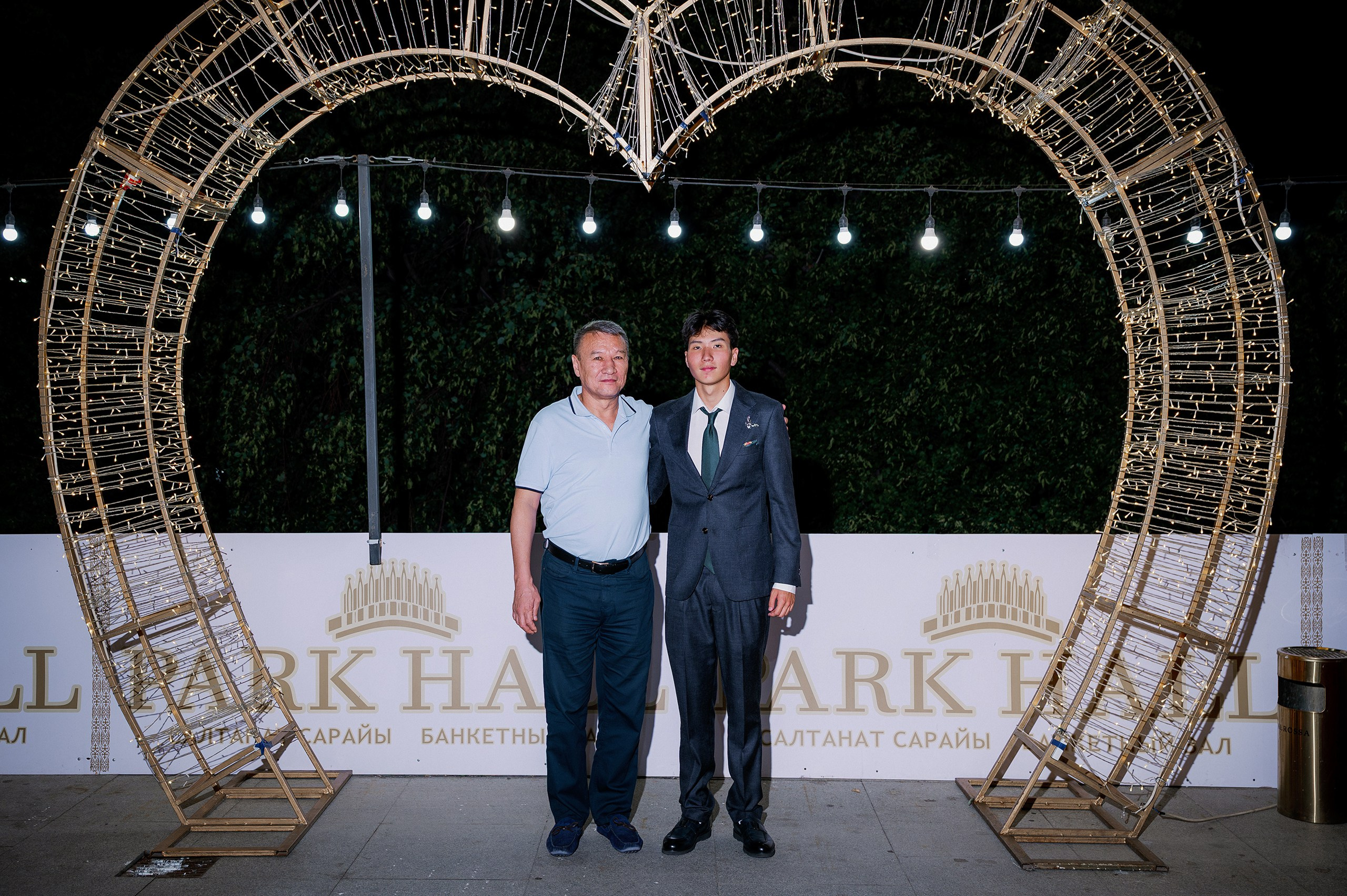 Выпускной — 11А, 2025. Фотограф в Алматы — Алексей Коньков | Репортаж, свадьбы, портреты