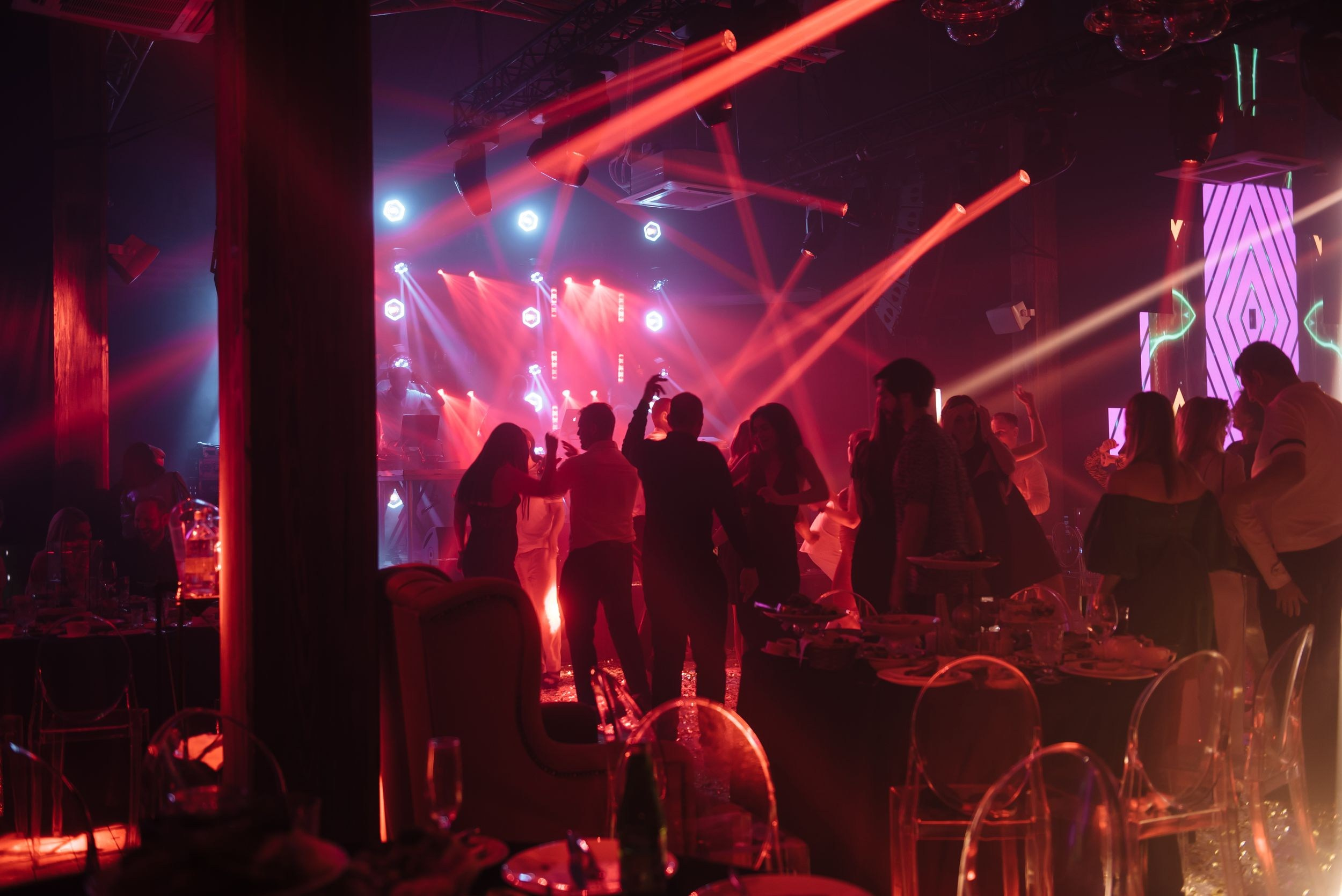 Организовать день рождения Ростов. Студия событий ДЕЙЗИ. Организация мероприятий. Свадебное агентство в Ростове-на-Дону. Свадебный организатор. Организация свадьбы под ключ