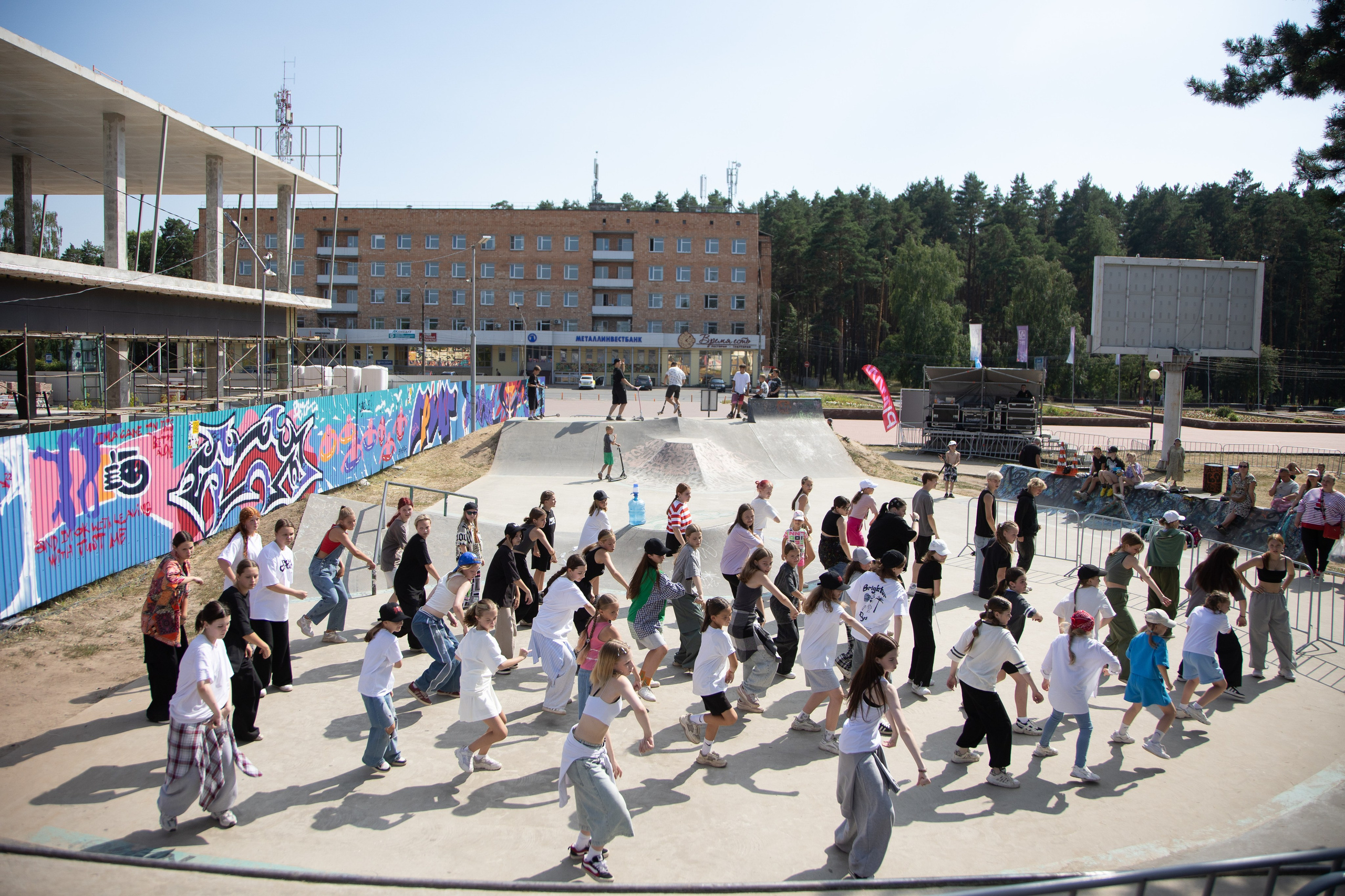Трехдневный фотоотчет Выкса-фестиваль 2024. Фотограф городских и семейных событий Артем Карпухин