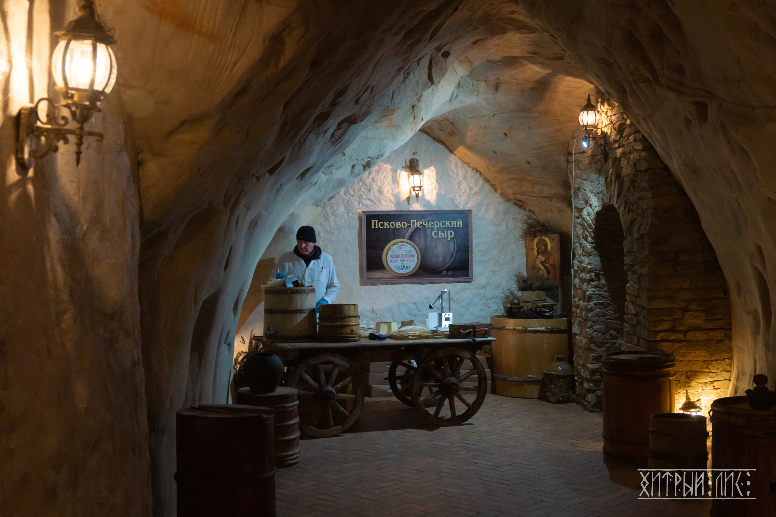 Изборск- Печоры-Псков-Новгород-Торжок. Фотограф-путешественник Самойлов Максим «Sly Fox»