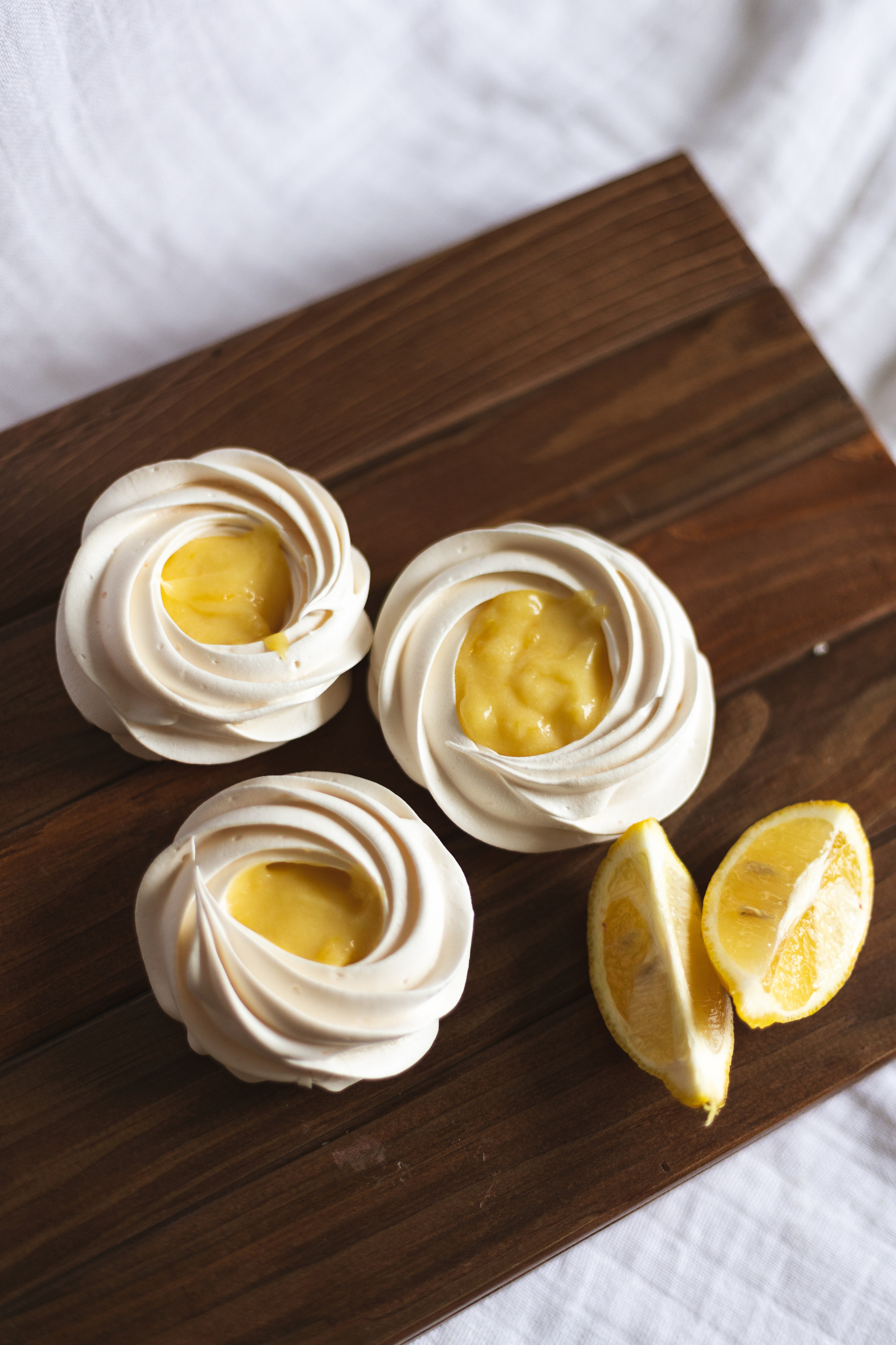 Кондитер Екатерина Харук. Фотограф Валерия Лобковская