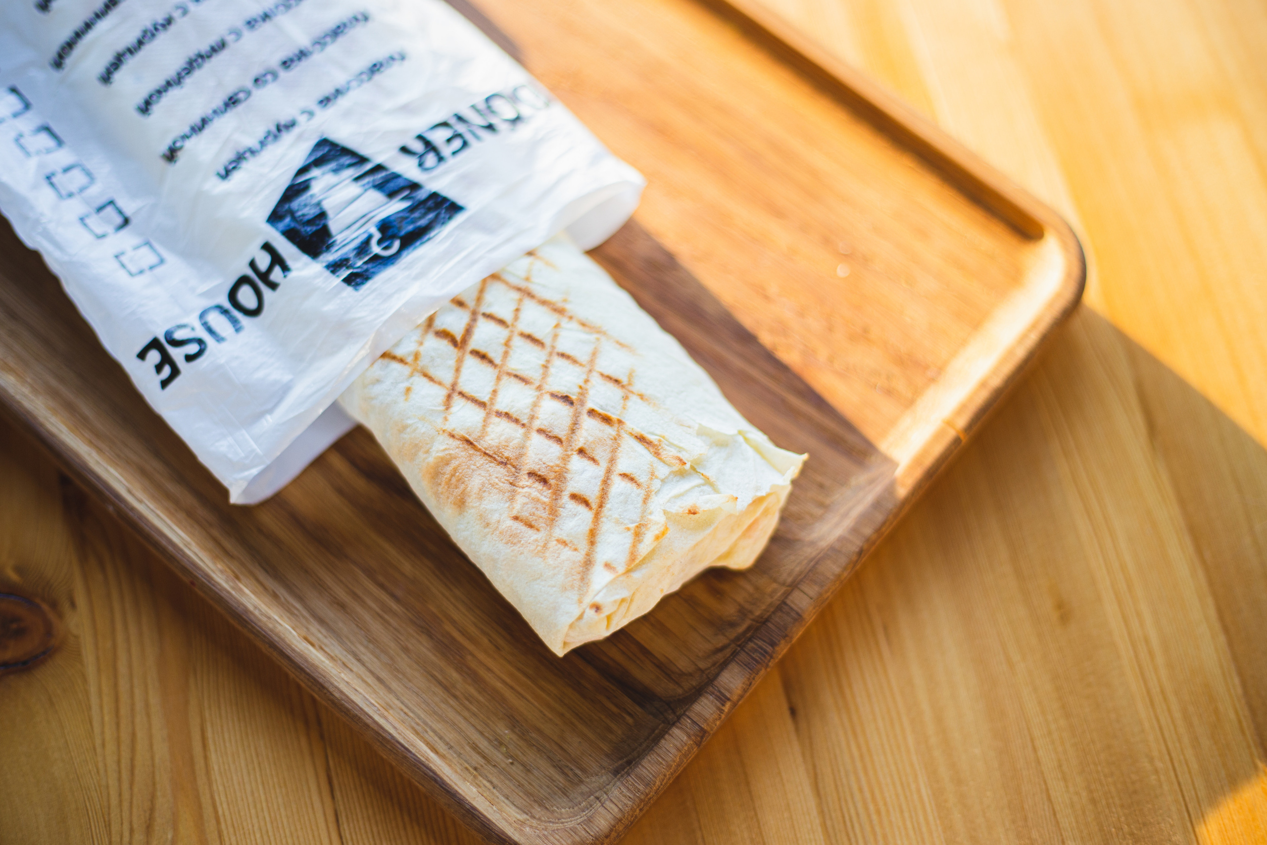 Гриль-бар Doner House. Фотограф Валерия Лобковская