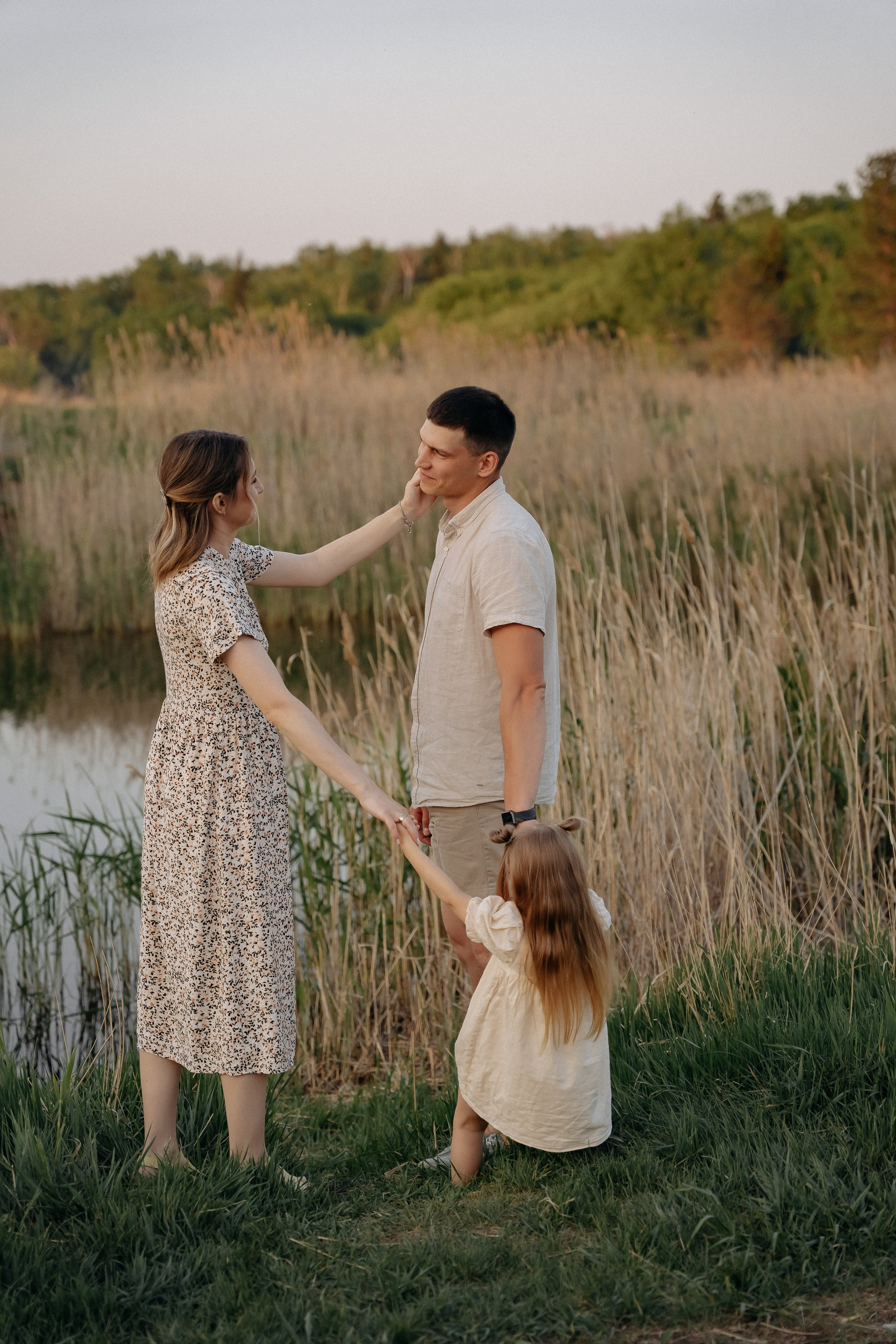 Андрей, Алина и Тая. Главная