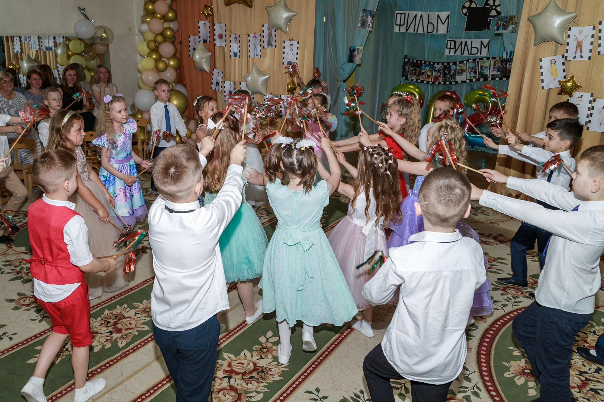 Съёмка Выпускного в садике. Фотограф-дизайнер, семейный фотограф, фуд-фотограф в Москве и Московской области Лаврова Анна