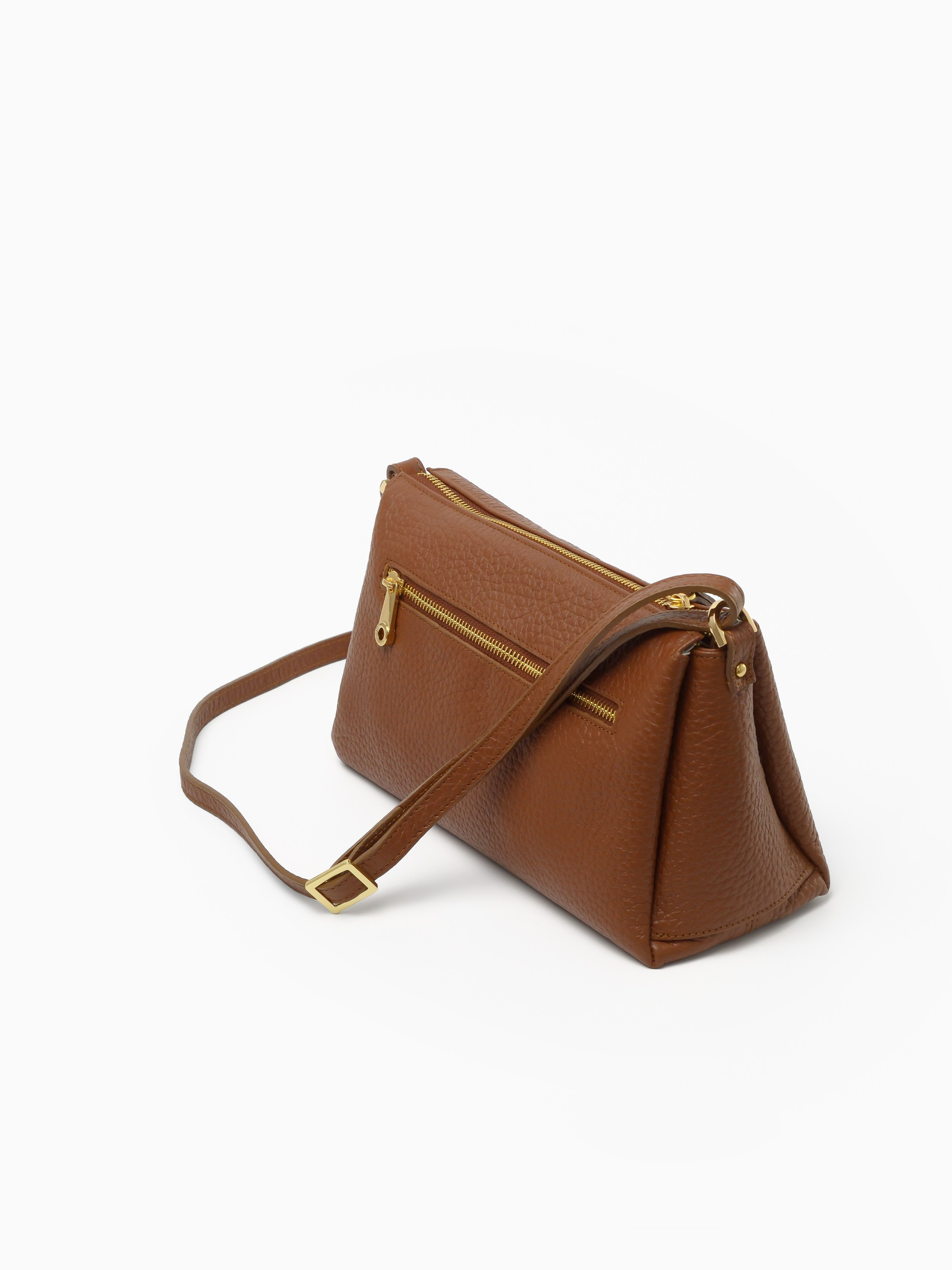 Сумки. Предметный фотограф, инфографика и видео в Санкт-Петербурге