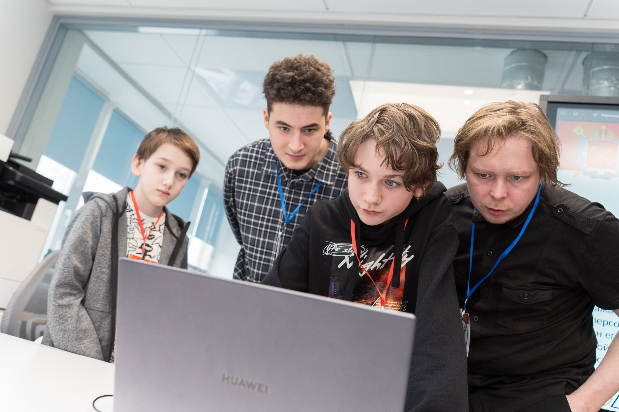 Инженерные кадры России. Репортажная съёмка в Санкт-Петербурге, Константин Петров