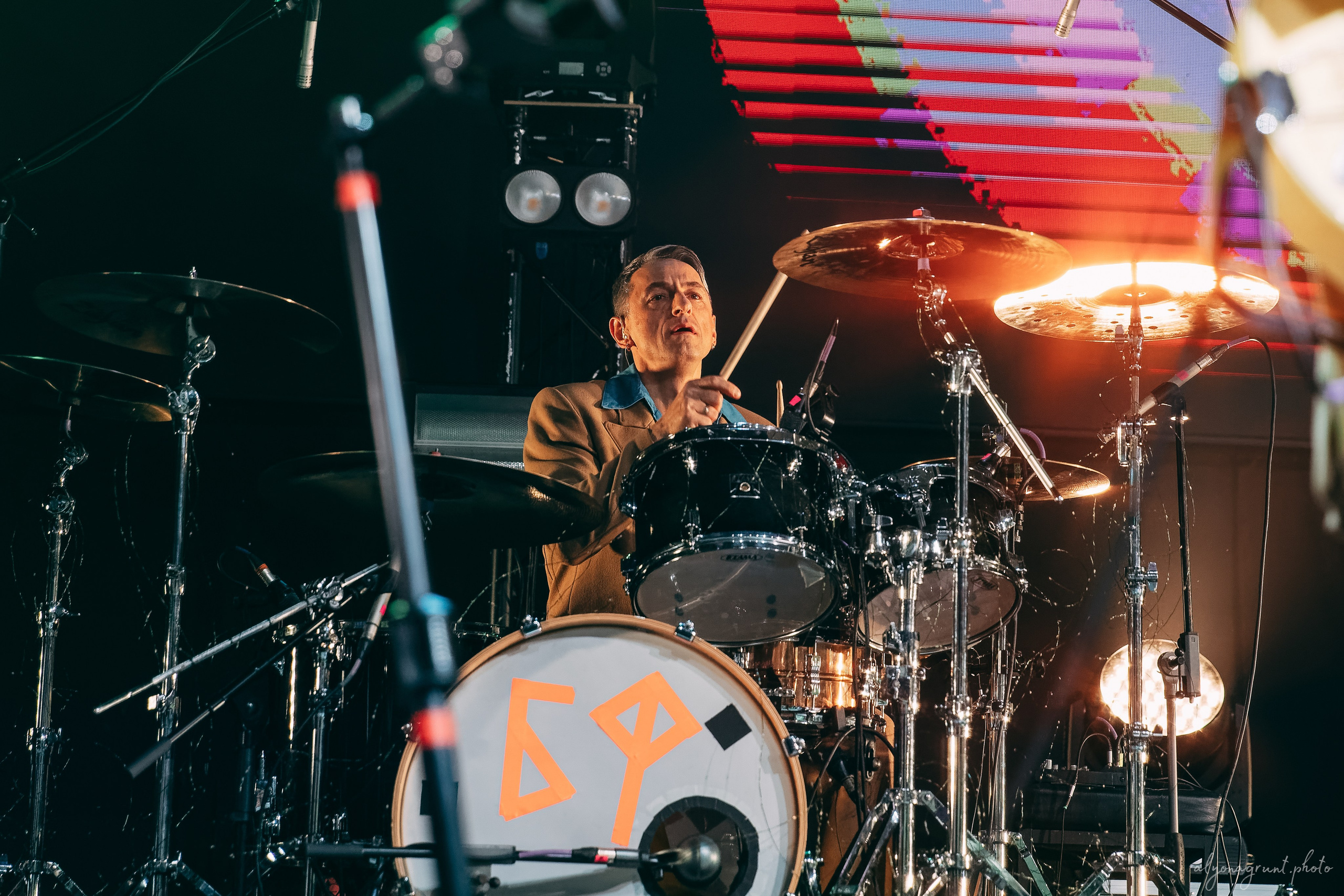 ВИА Велюр, фоторепортаж, СПб, BASE, 14.12.2025. Алена Адрианова: фотограф в Санкт-Петербурге