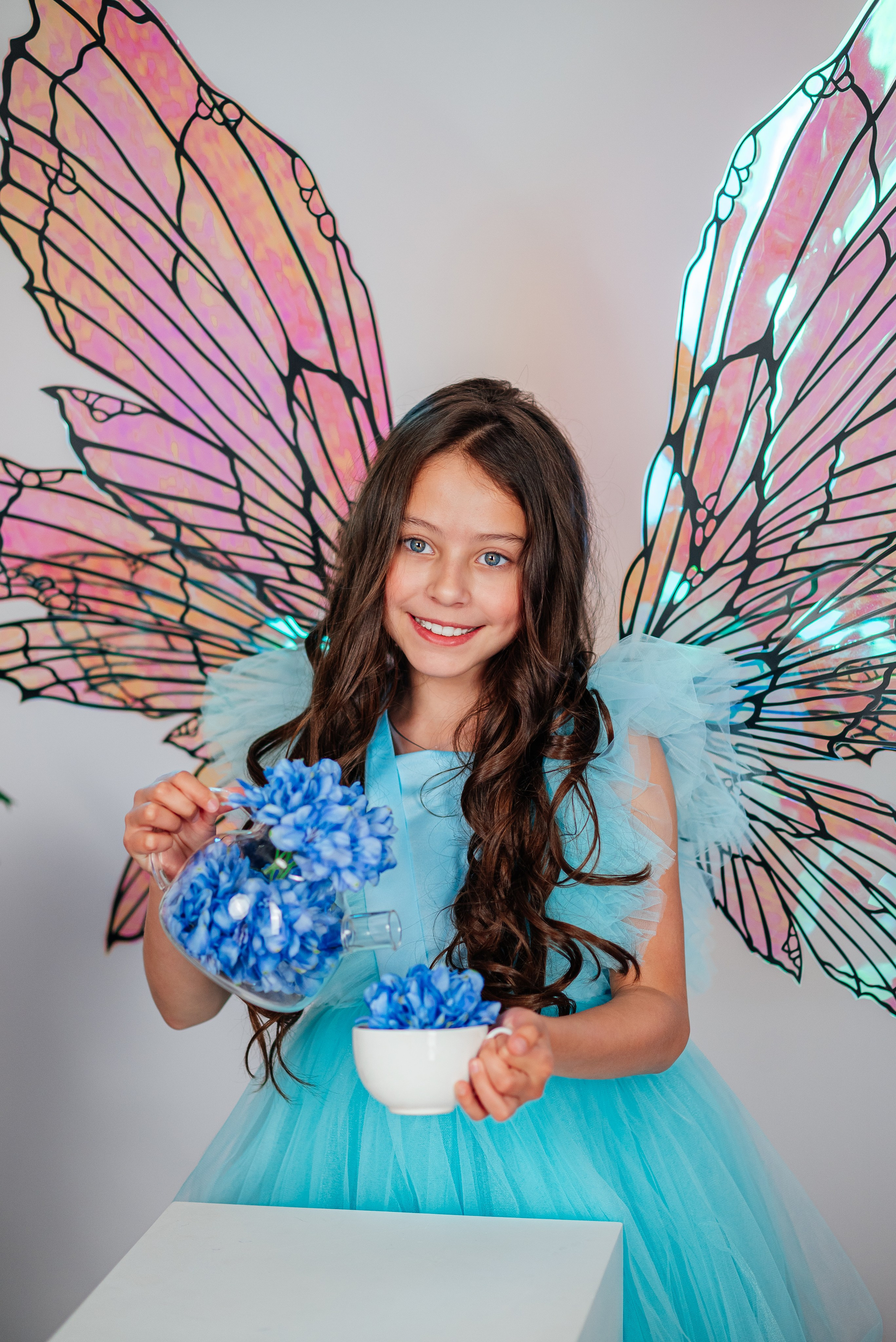 Вероника и гортензии. Семейный фотограф в Краснодаре