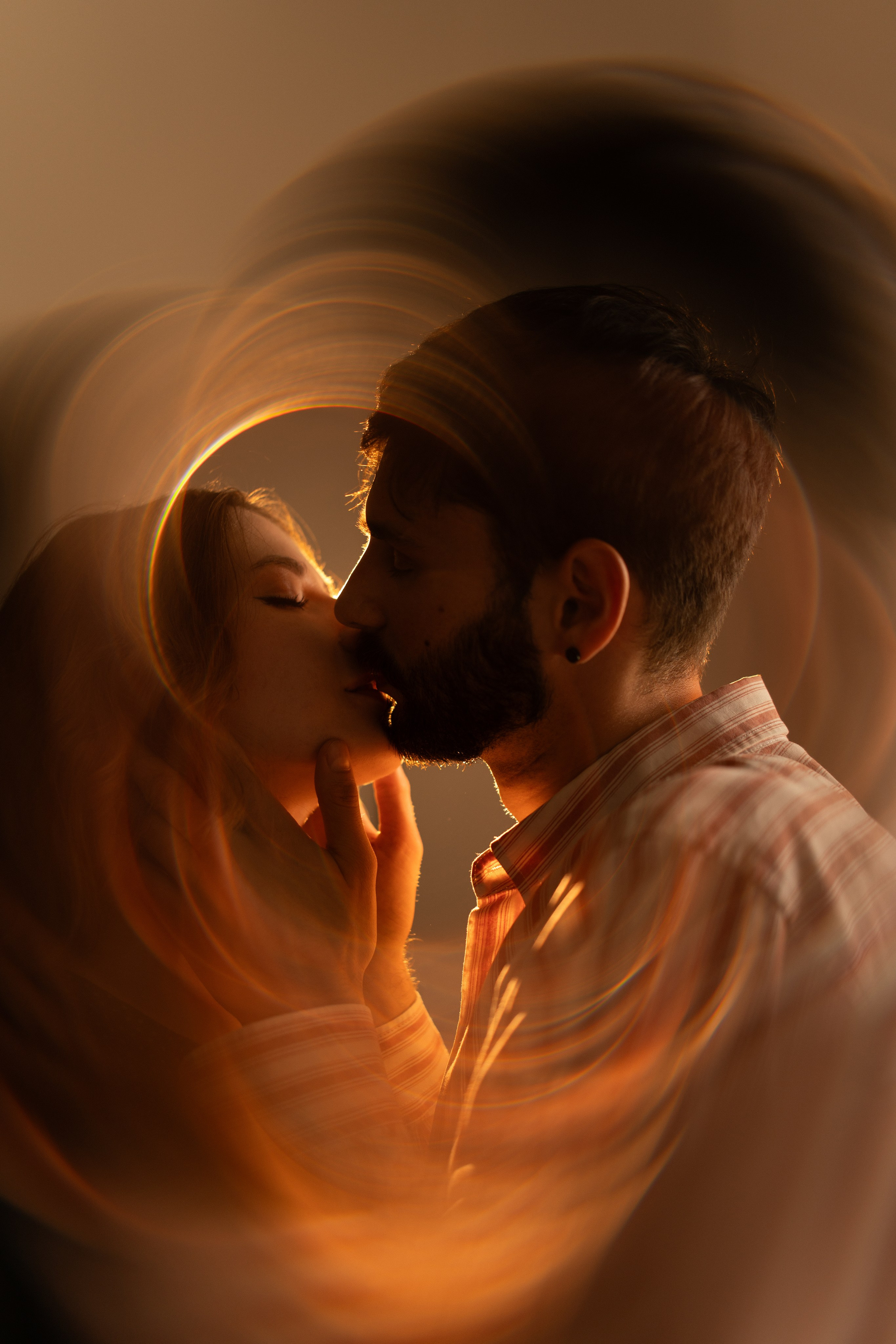 Евгений и Марина. Hmliber — фотограф и контент-креатор из Петербурга