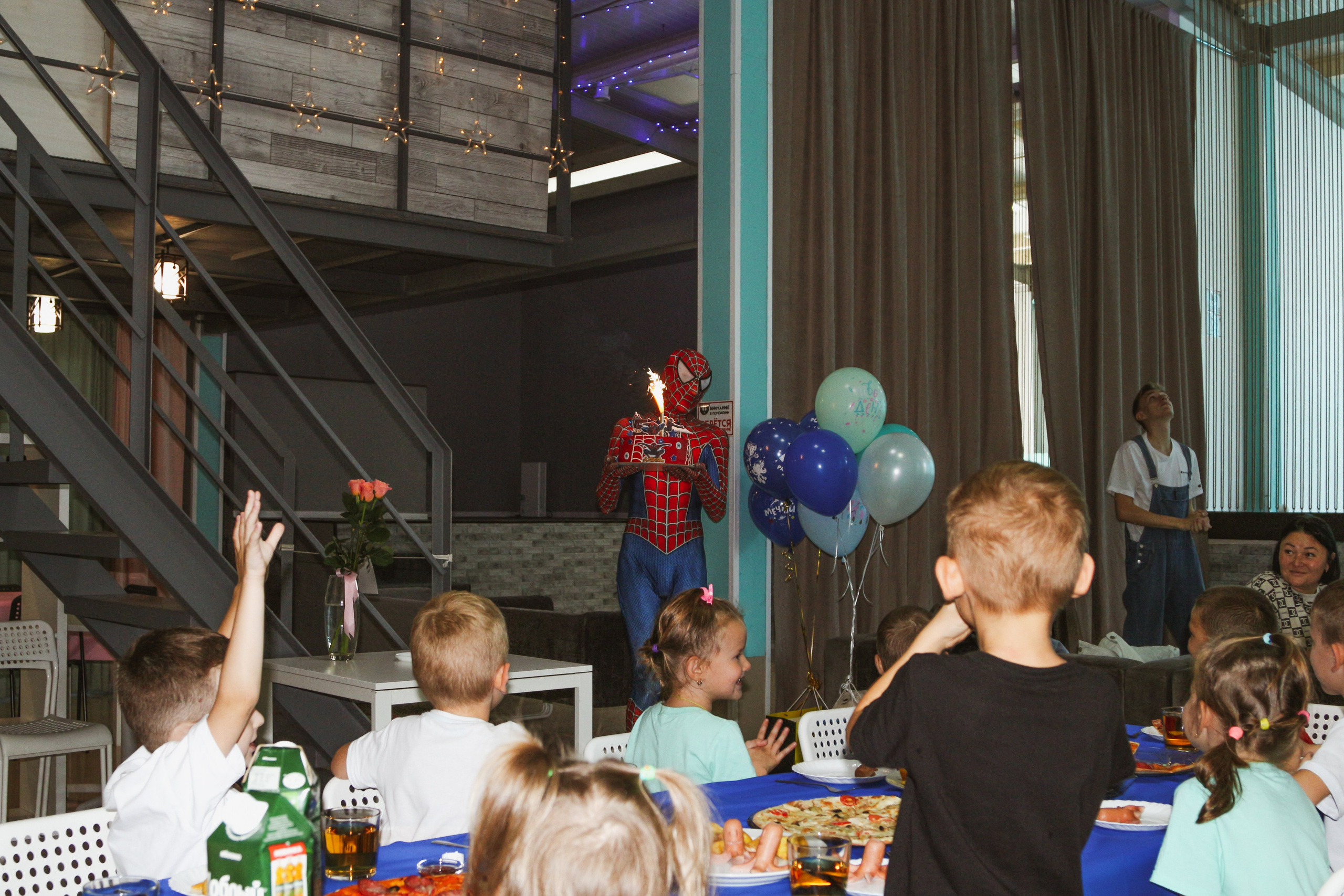 Детское день рождения. Алиса Томшина — Фотограф / Видеограф