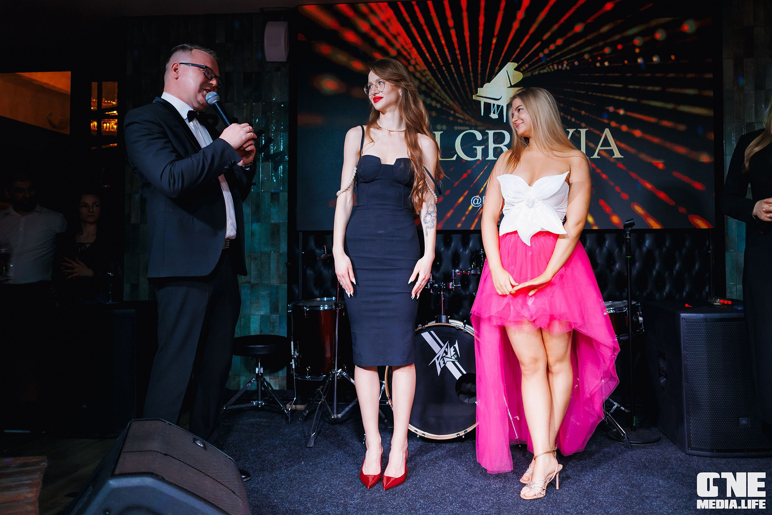 Фоторепортаж из караоке-клуба Белгравия. One Media Life: фоторепортажи, фотоотчеты с мероприятий и заведений