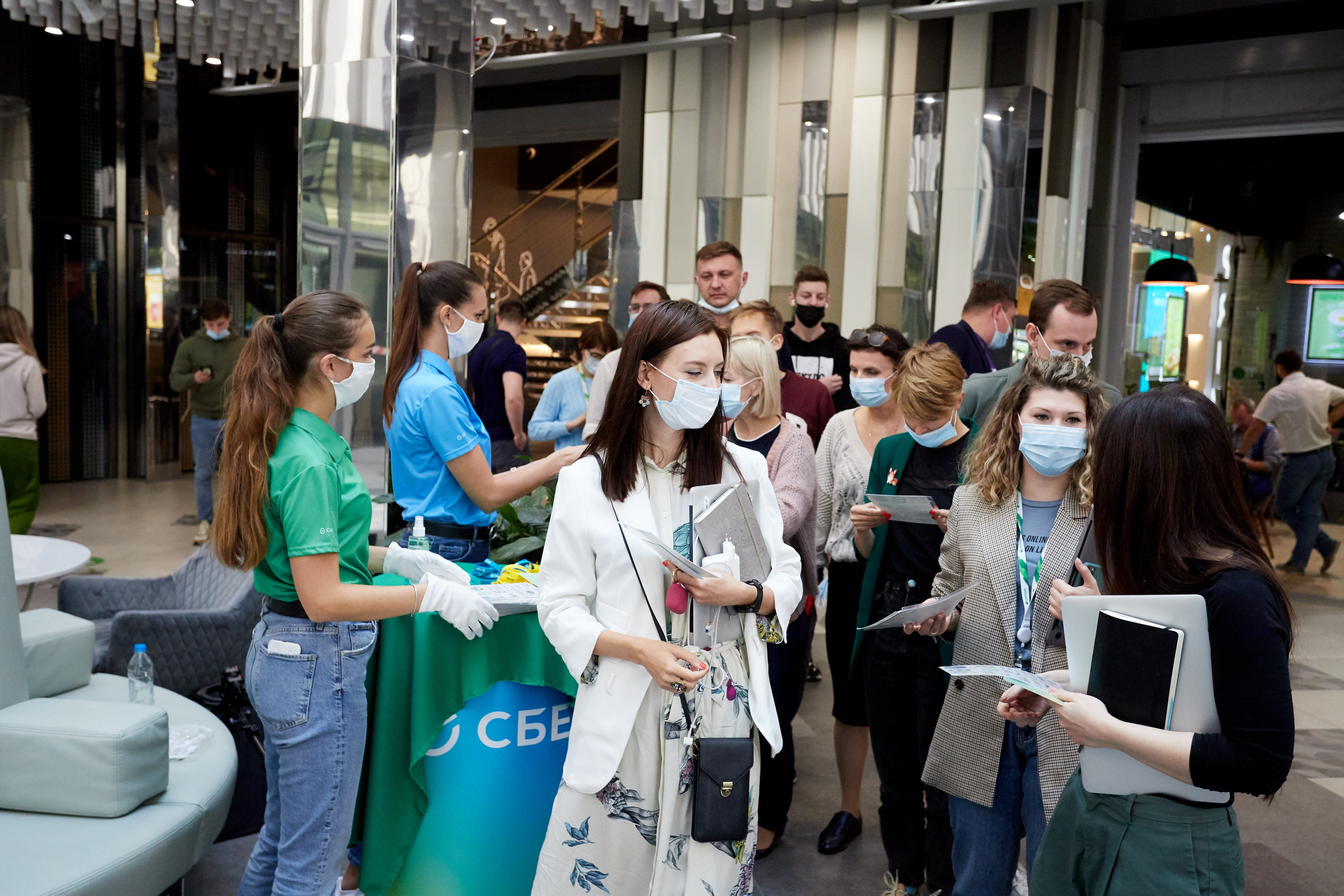 Сбербанк (акция). Репортажный Фотограф