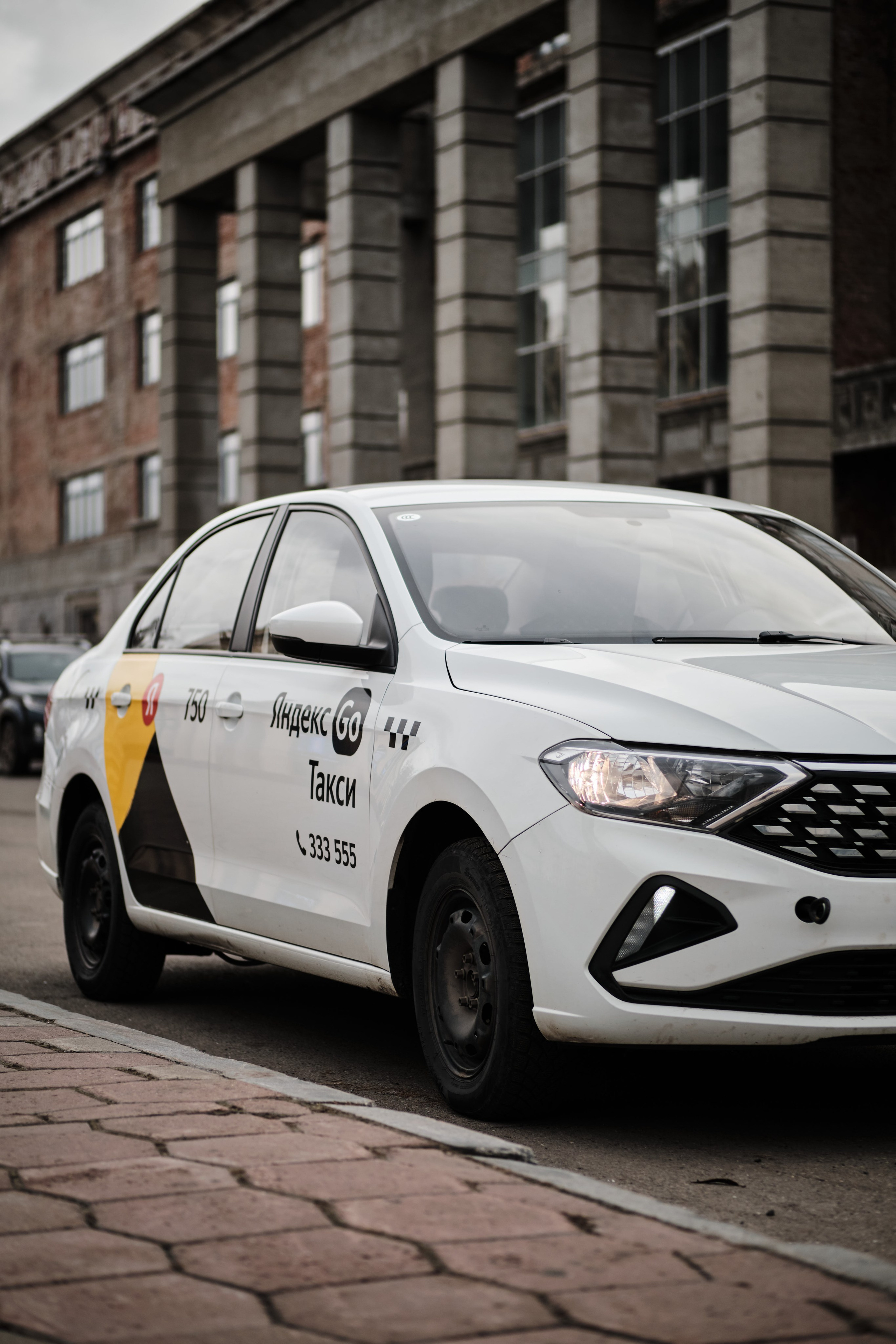 Новый автопарк Яндекс такси в Новокузнецке. Свадебный и семейный фотограф в Новокузнецке Иван Иванов