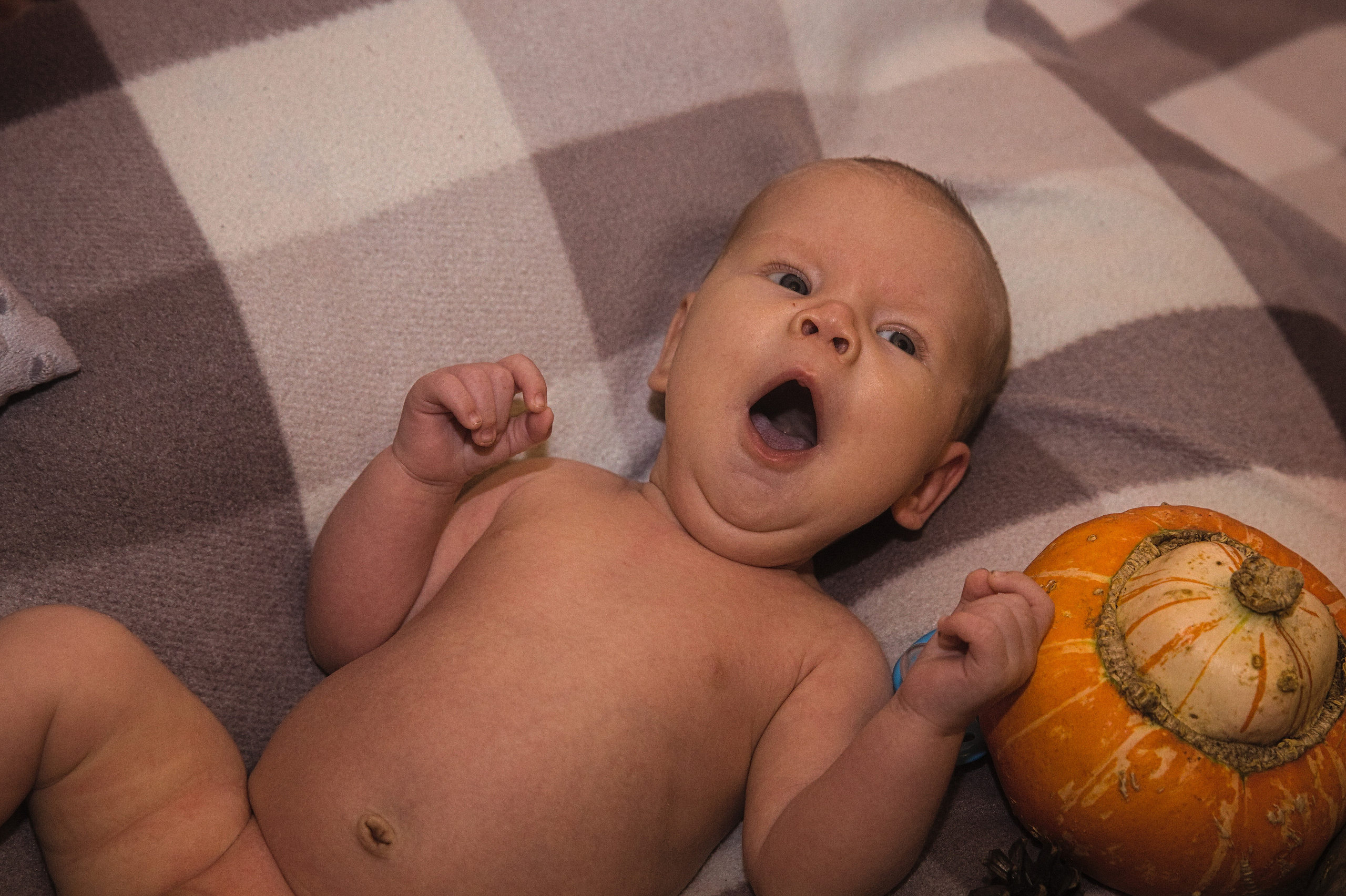 Осенний new-born. Лена Румянцева — репортажный, детский и семейный фотограф в Москве