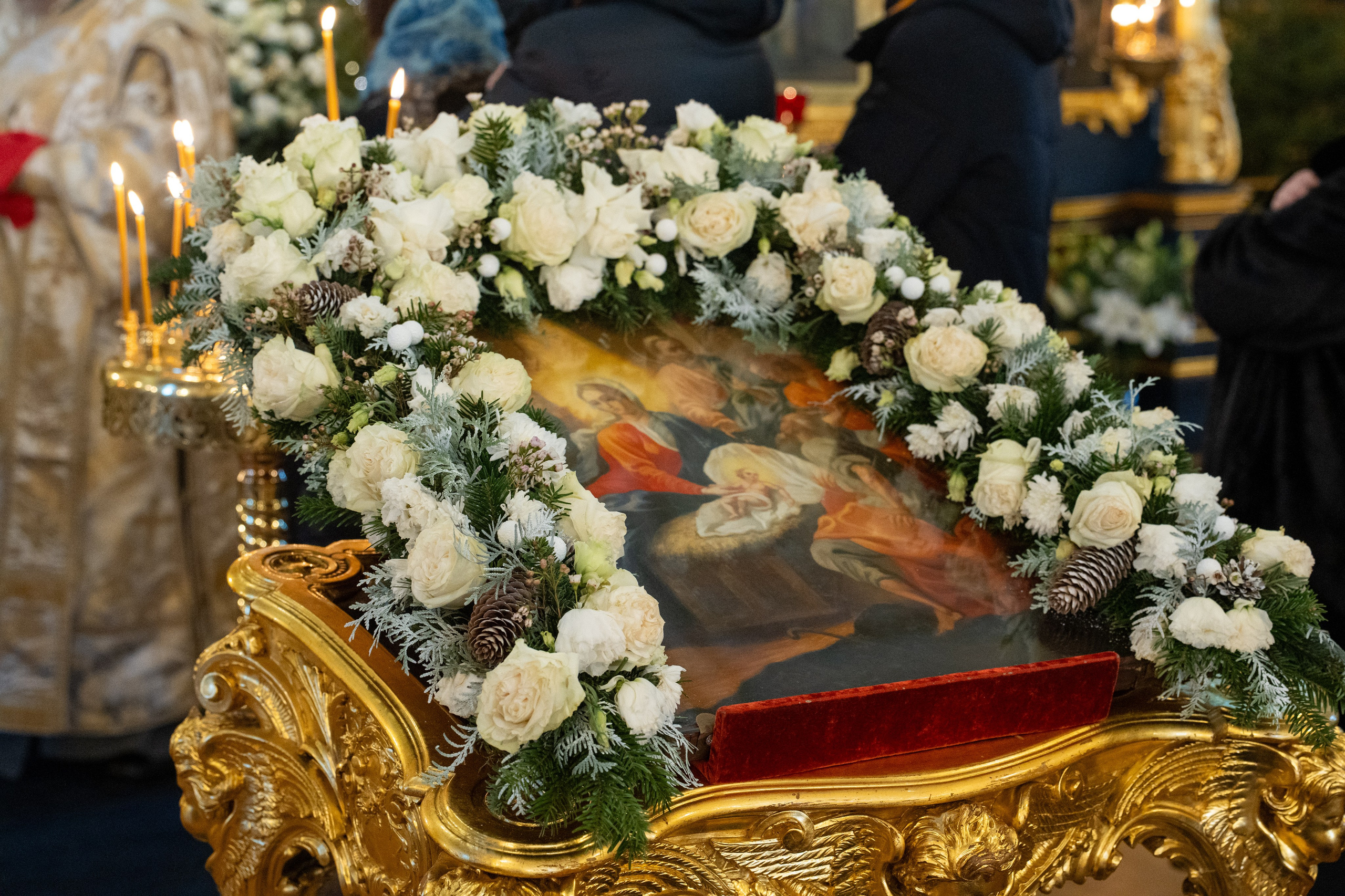 Неделя 31-я по Пятидесятнице, по Рождестве Христовом. Попразднство Рождества Христова. Правв. Иосифа Обручника, Давида царя и Иакова. НИКОЛО-БОГОЯВЛЕНСКИЙ МОРСКОЙ СОБОР