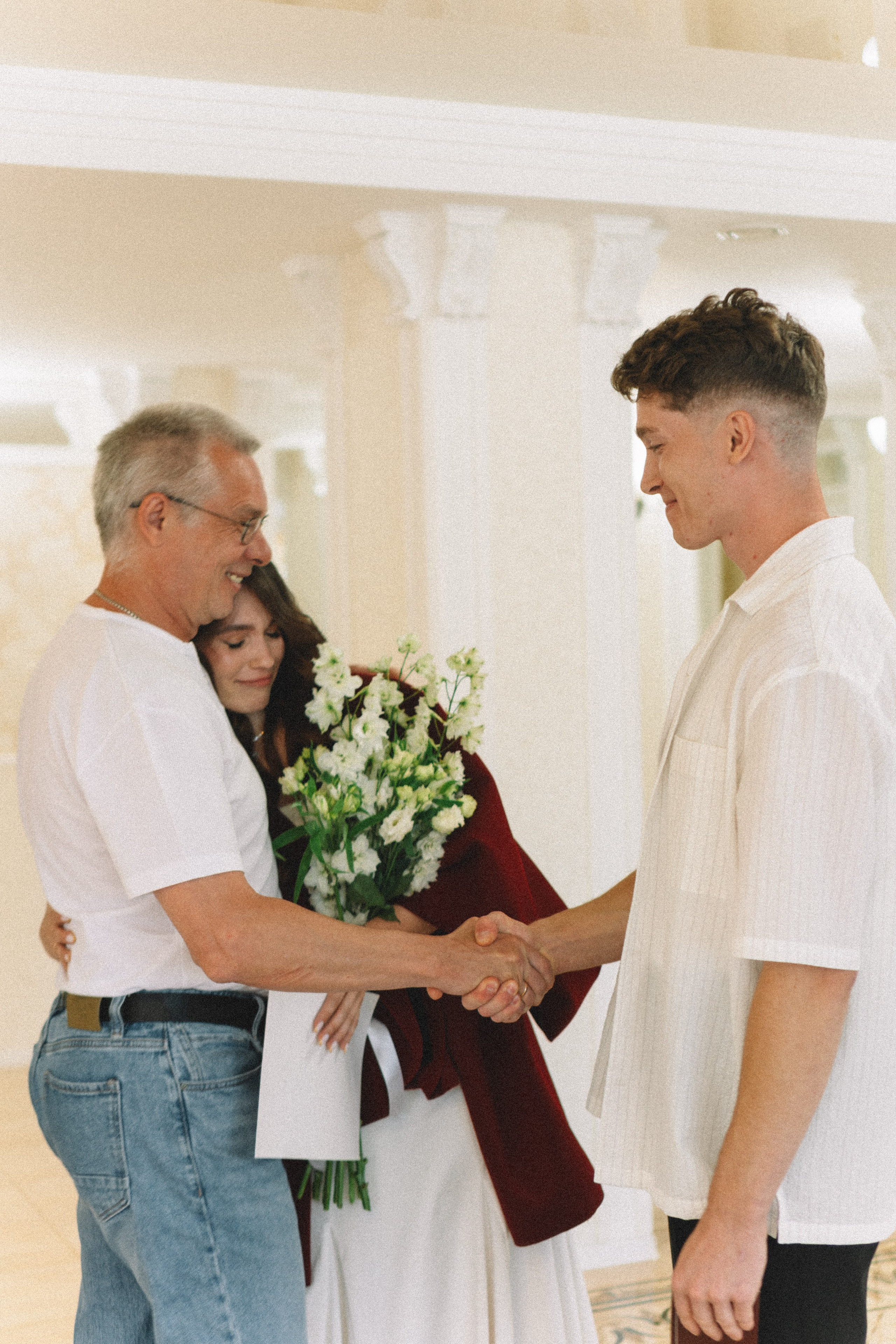 СВАДЕБНАЯ СЬЕМКА В ПЕТЕРГОФЕ И СЬЕМКА РЕПОРТАЖА В ЗАГСЕ ПЕТЕРГОФА. Профессиональный фотограф, Санкт-Петербург — Виктория Богомолова