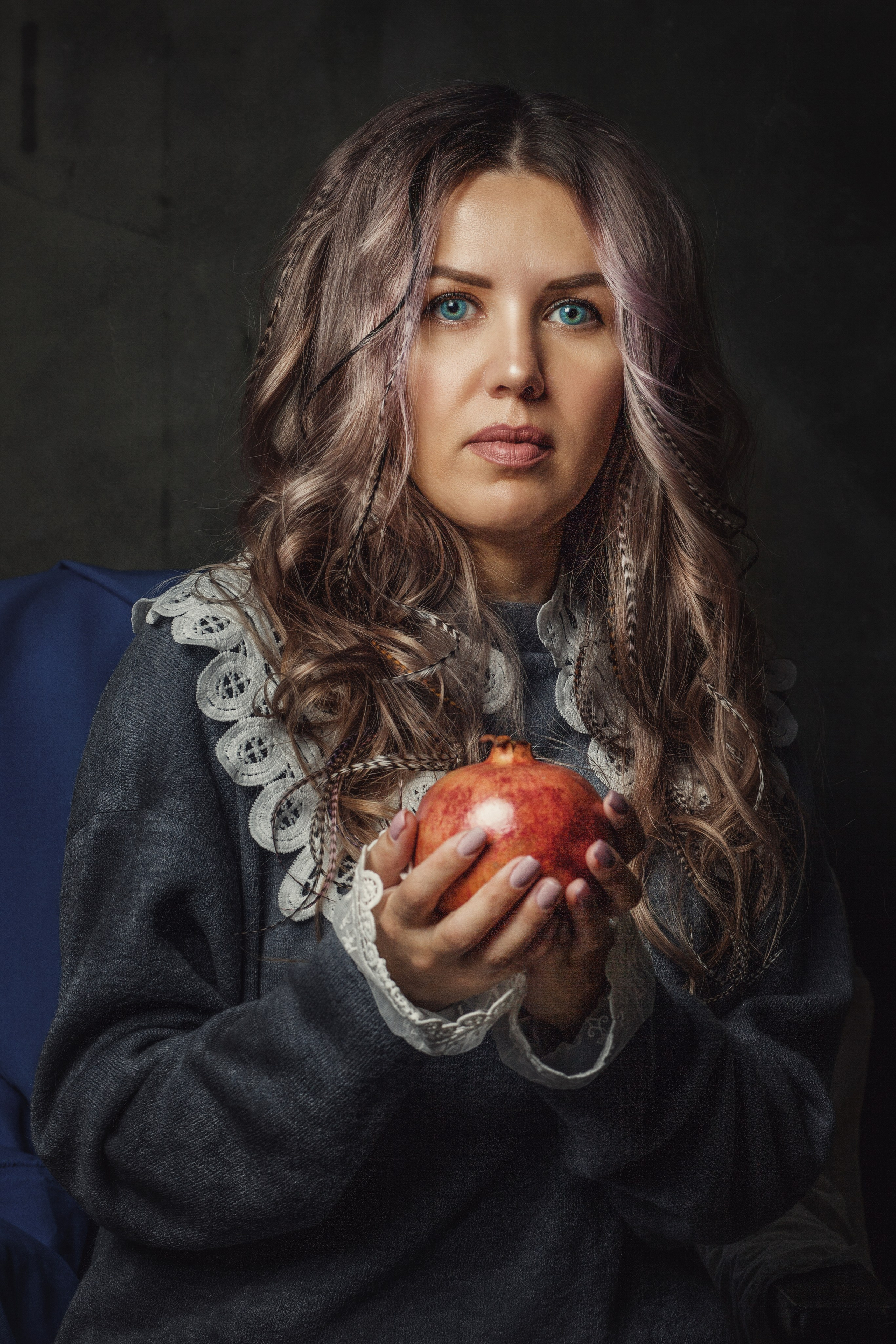 ЖЕНСКИЙ ПОРТРЕТ. Главная