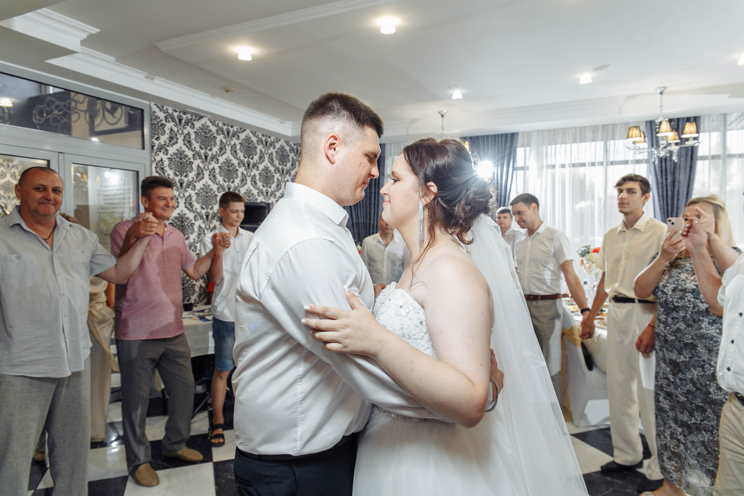 Татьяна и Виктор: настоящая русская свадьба. Событийный фотограф Максим Бескоровайновнов