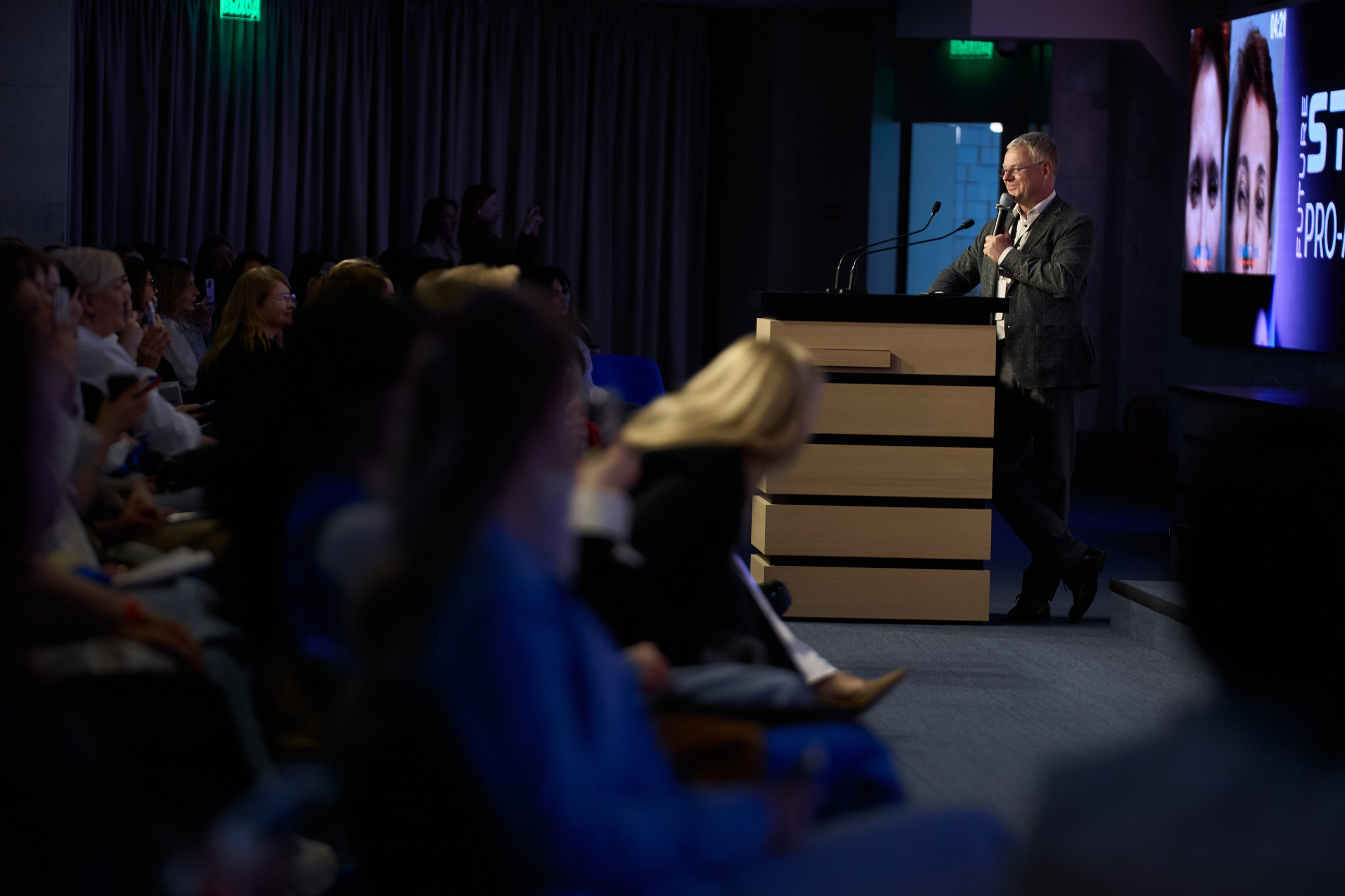 СПИКЕРЫ. PRO-AGELESS