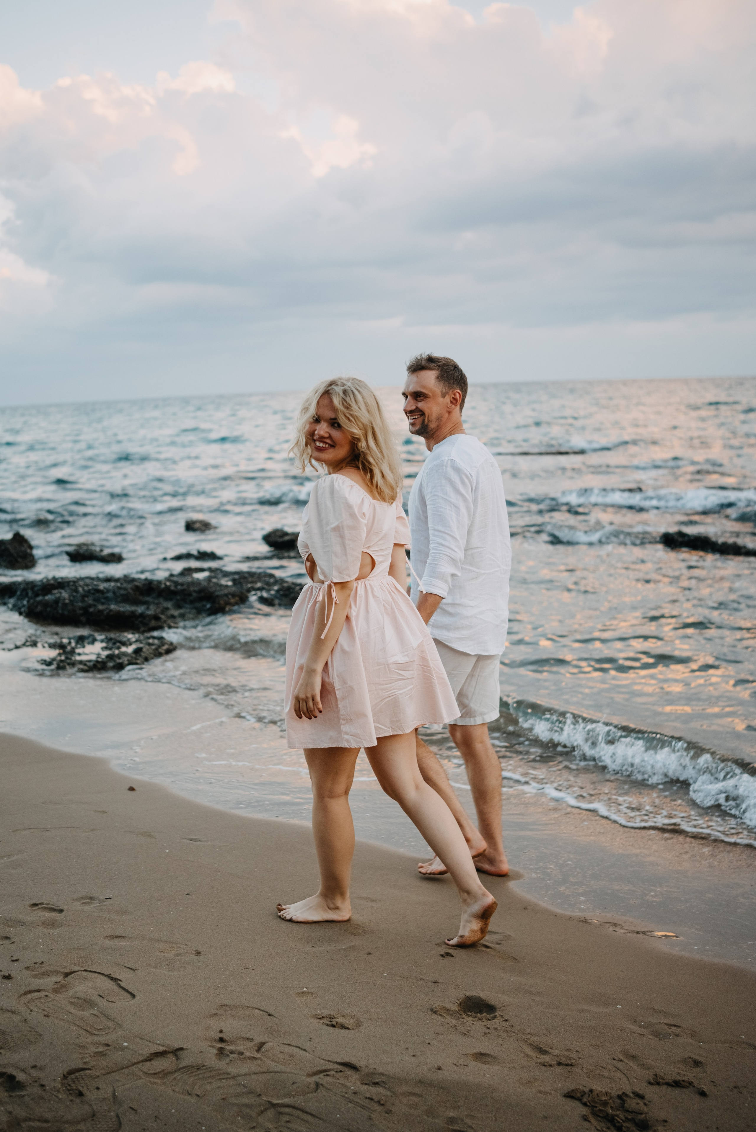 Съемка пары на море. Портретный и свадебный фотограф в Тбилиси • xeniqo