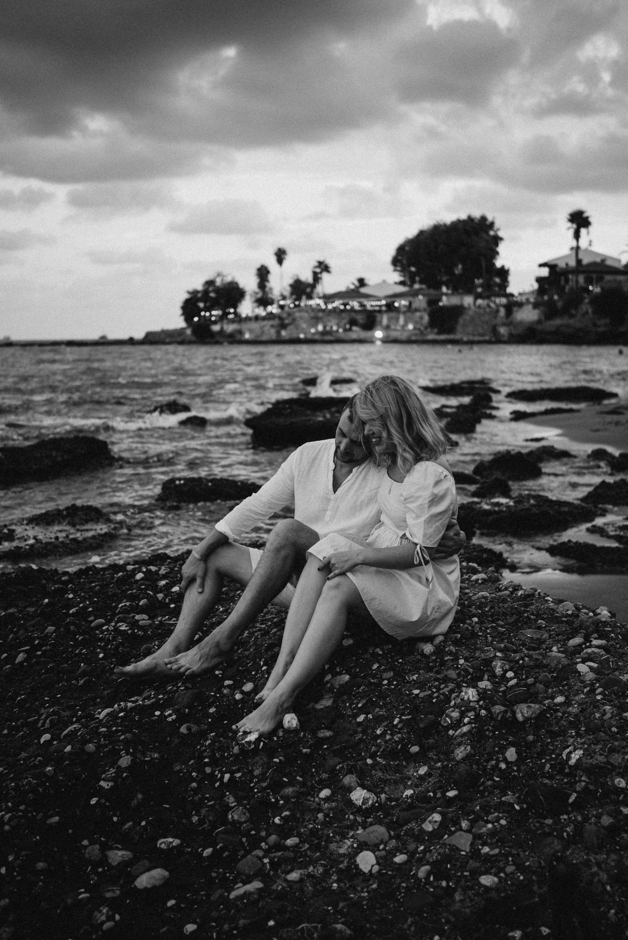 Съемка пары на море. Портретный и свадебный фотограф в Тбилиси • xeniqo