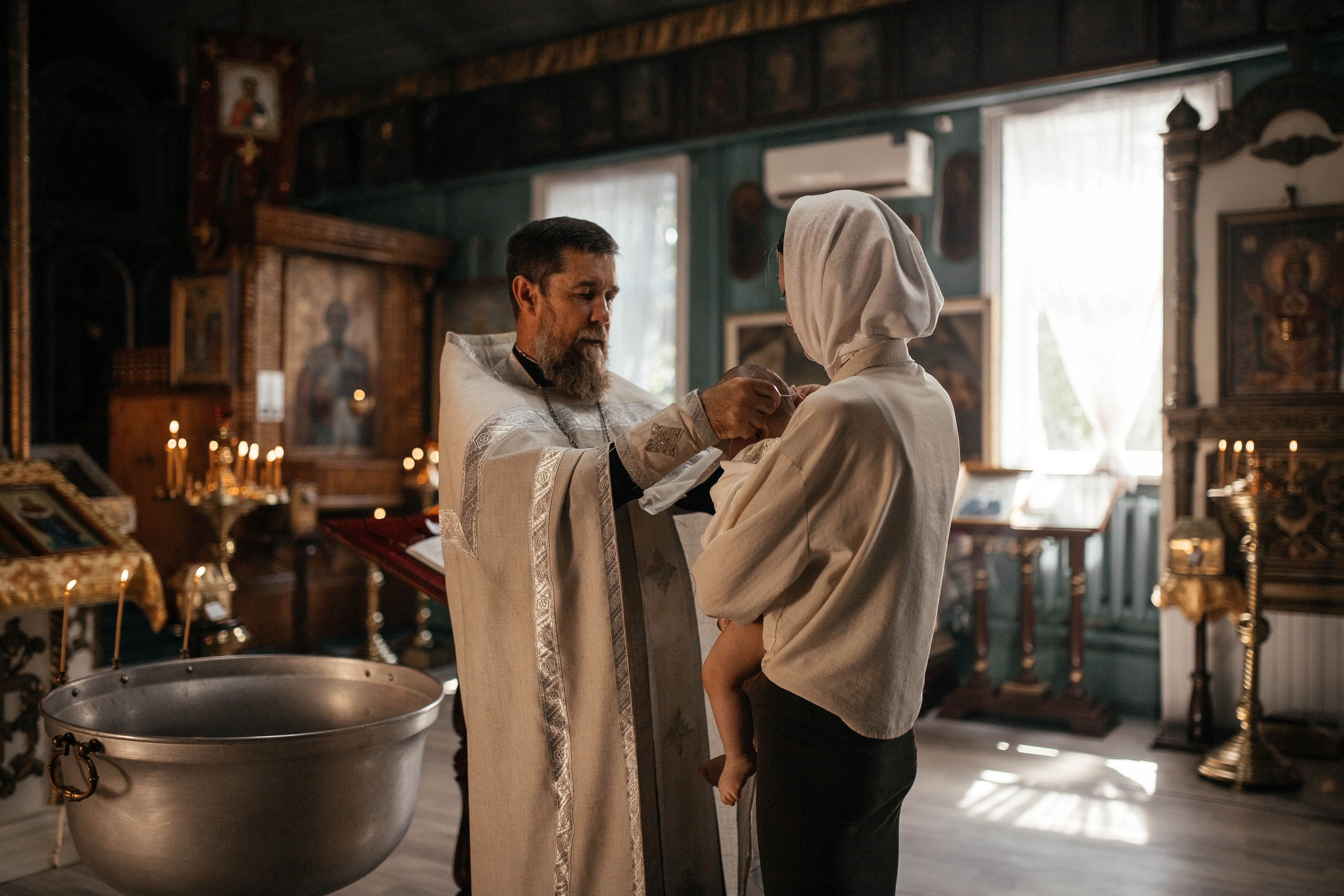 Таинство Крещения Мирославы. Фотограф Сальск Катерина
