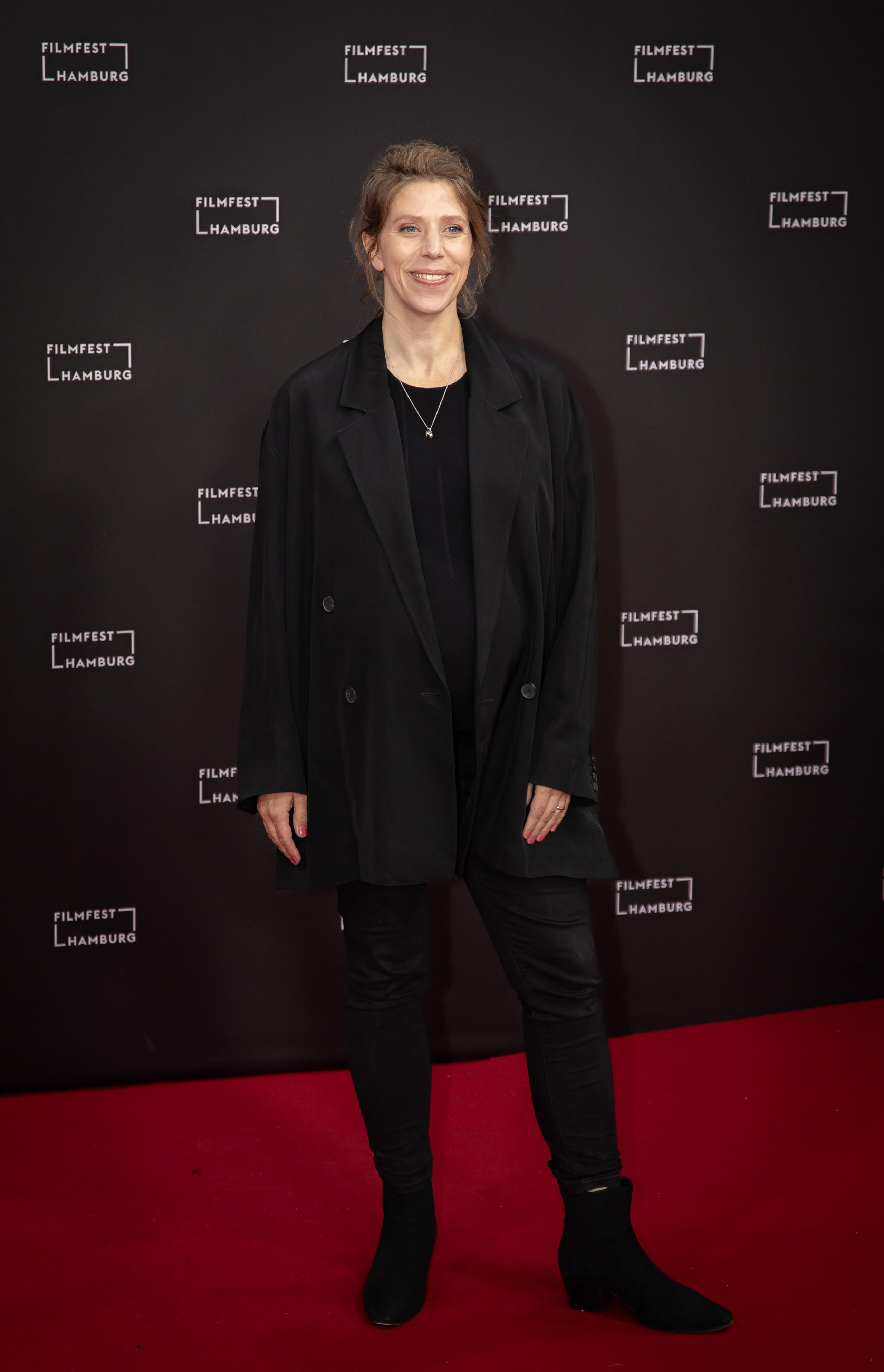 RED CARPET. NE Cinema — backstage and reportage photography in cinema, music, Automotive and sport