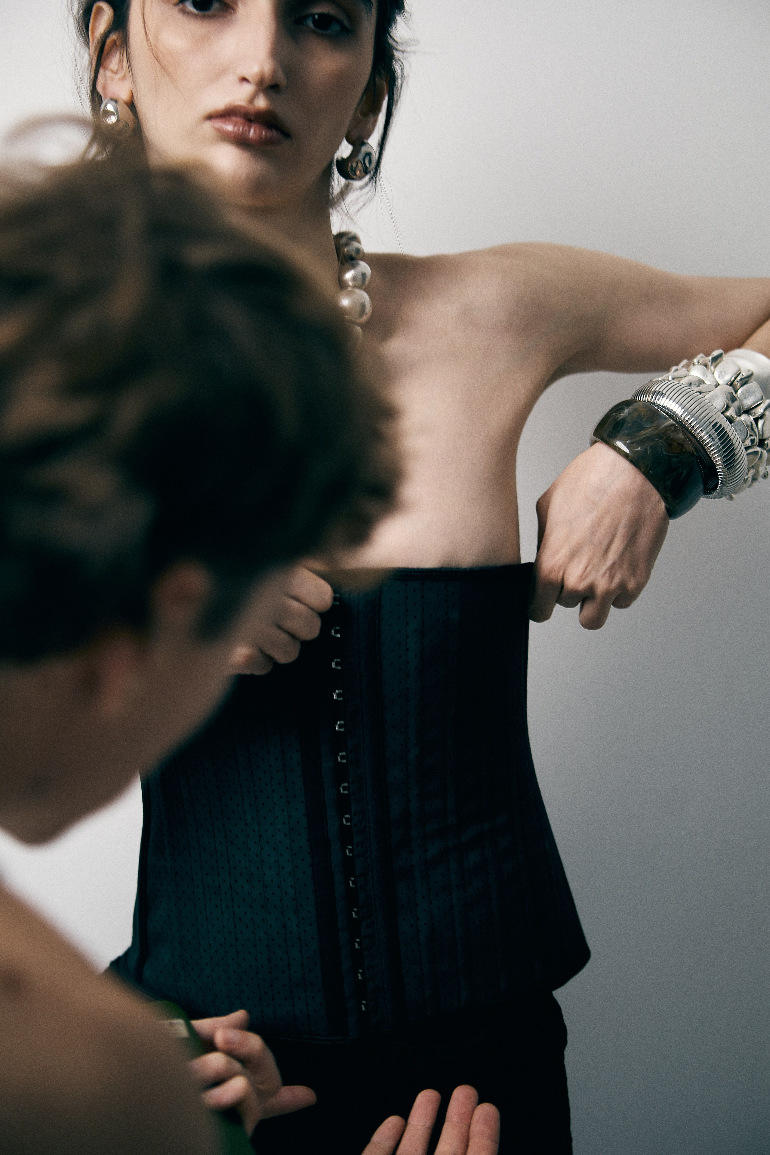 Для брендов. Казанский фотограф-минималист Сюмбель