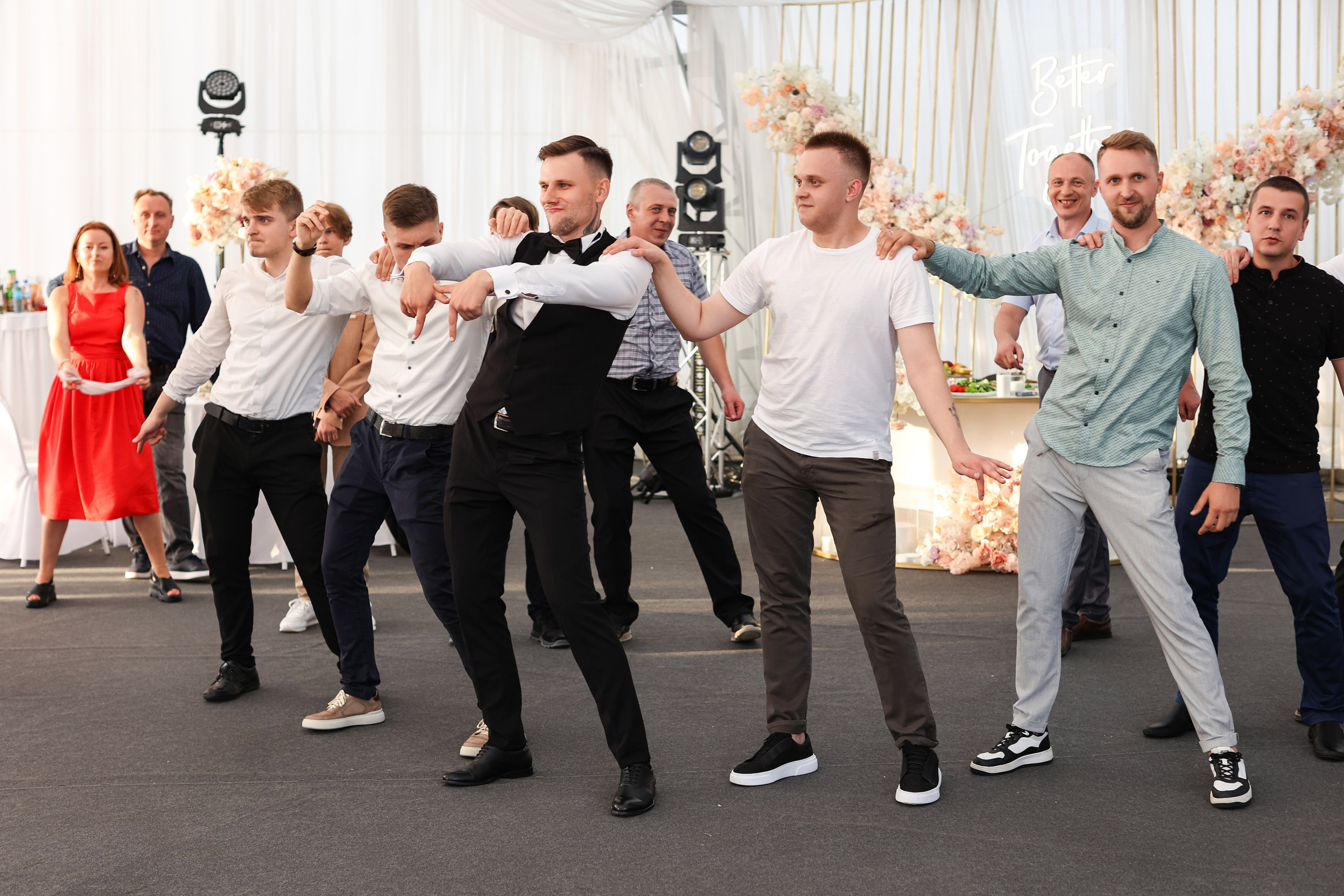 Ярик и Полина. Свадебные фотограф и видеограф в Минске Голдосовы Марина и Вадим