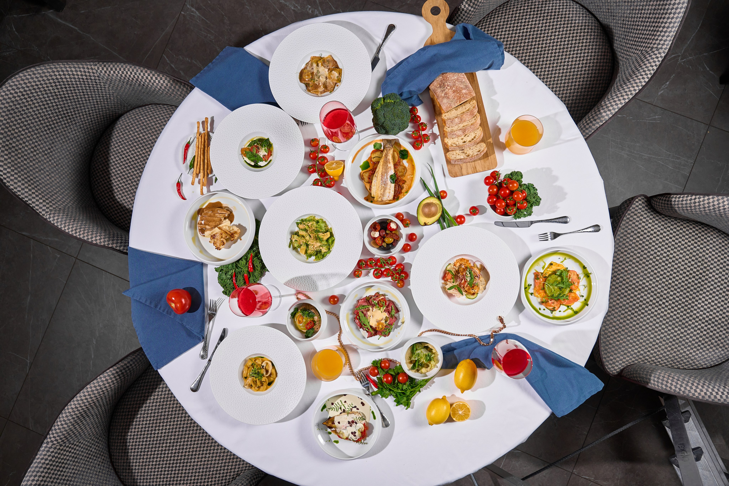 COSMOS ITALY — СЪЕМКА МЕНЮ