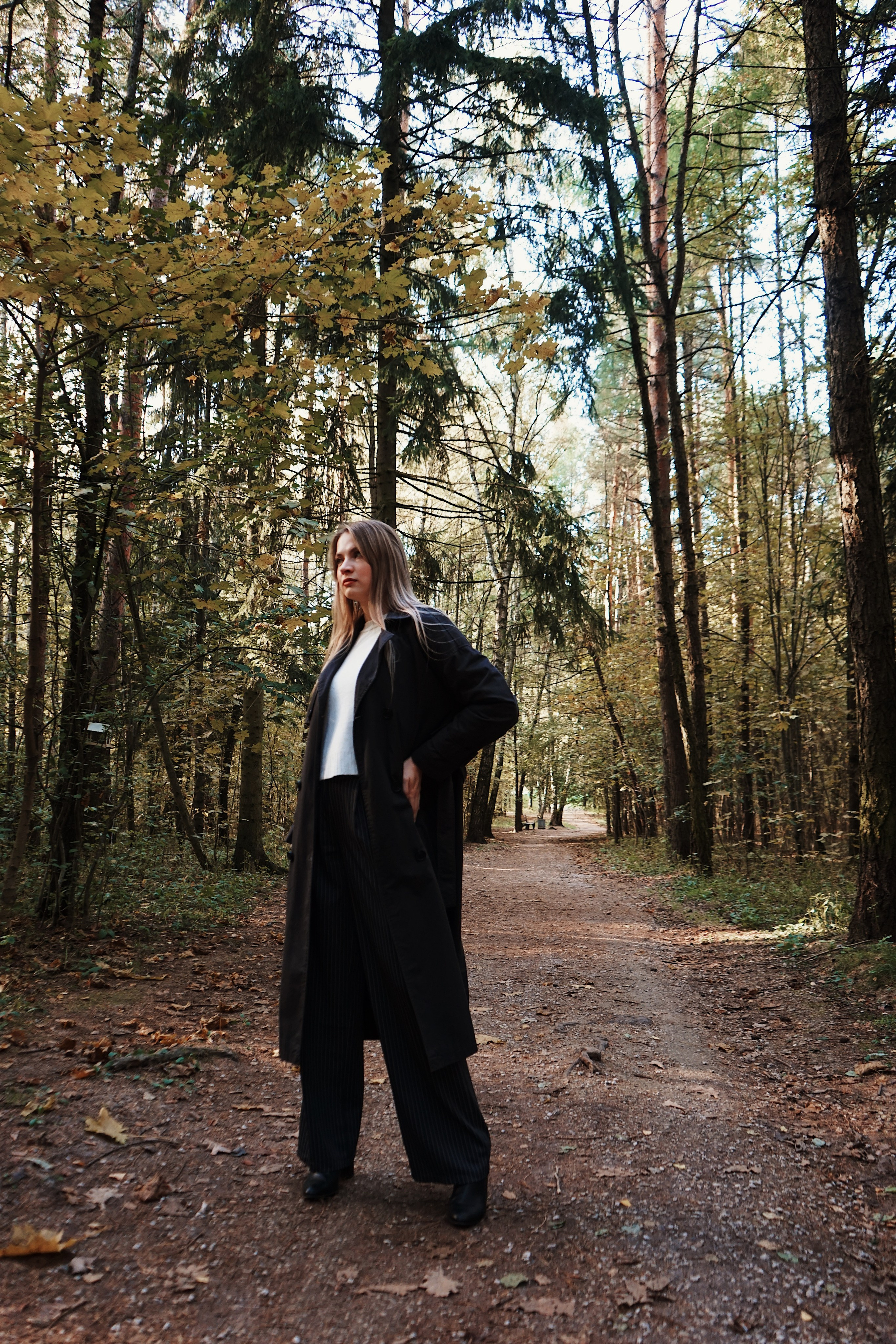 Анна, осенний парк. Женский фотограф в Москве Уварова Анастасия