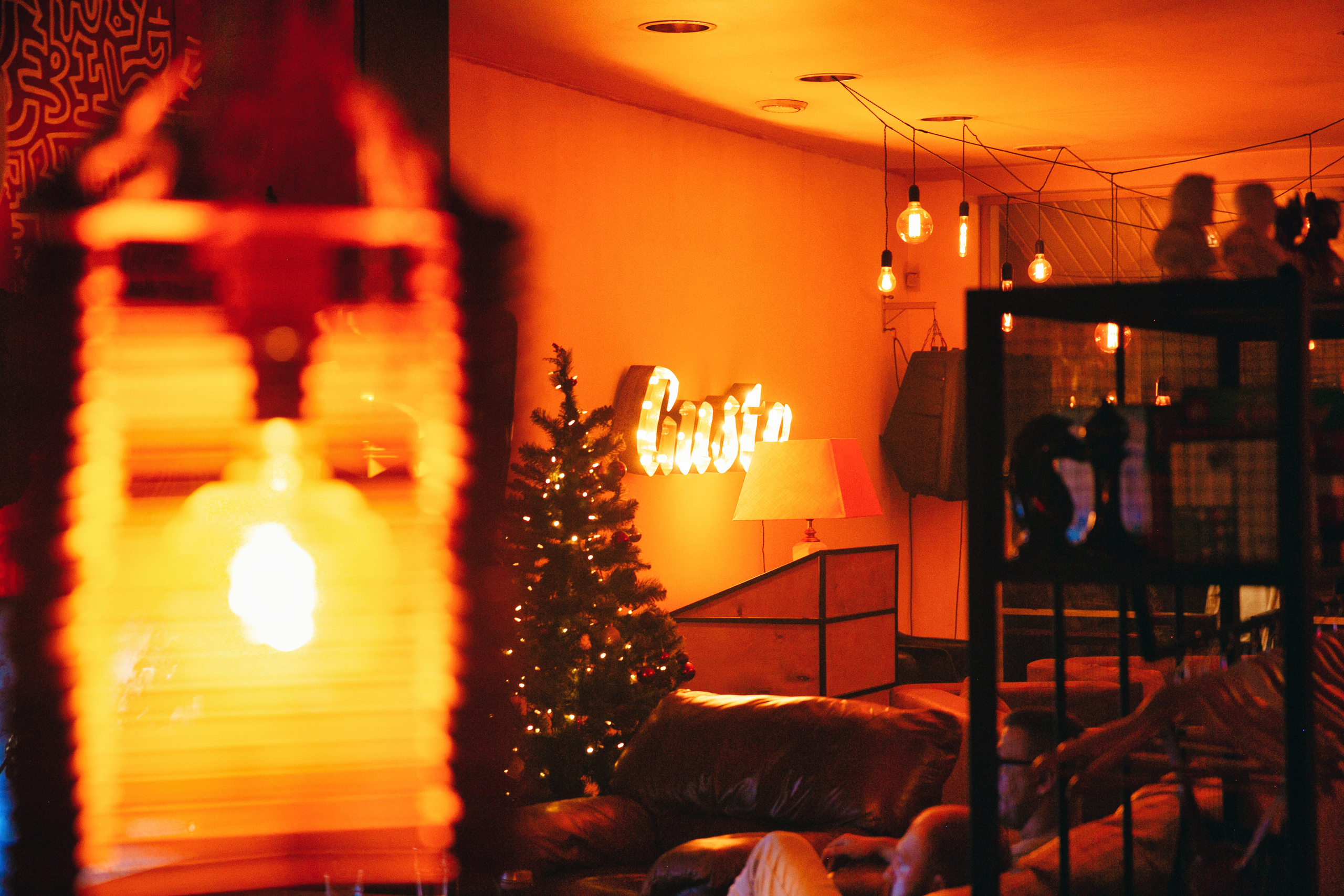 Интерьер Gusto & Mason lounge. Свадебный и репортажный фотограф в Ярославле Евгений Шовдин