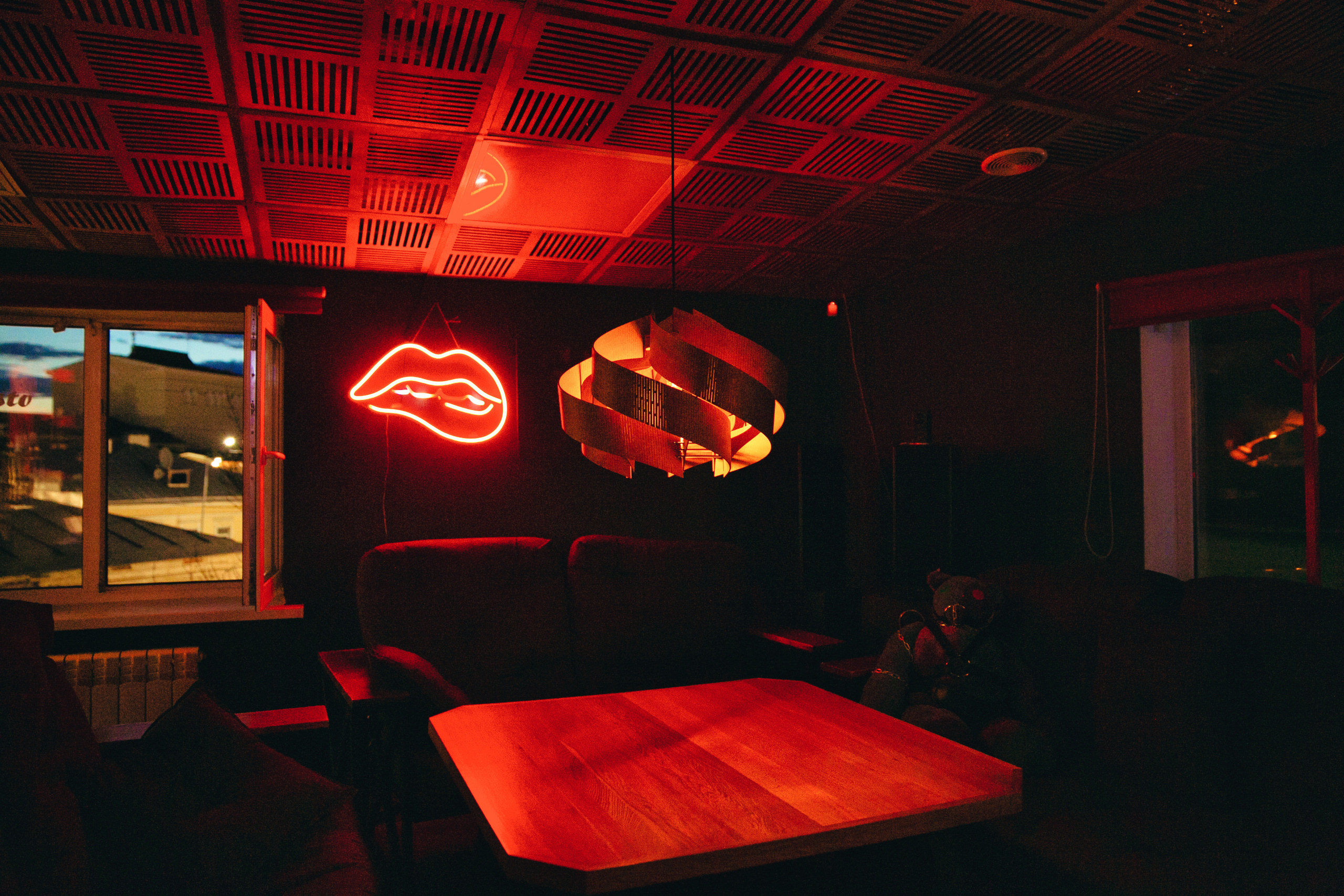 Интерьер Gusto & Mason lounge. Свадебный и репортажный фотограф в Ярославле Евгений Шовдин