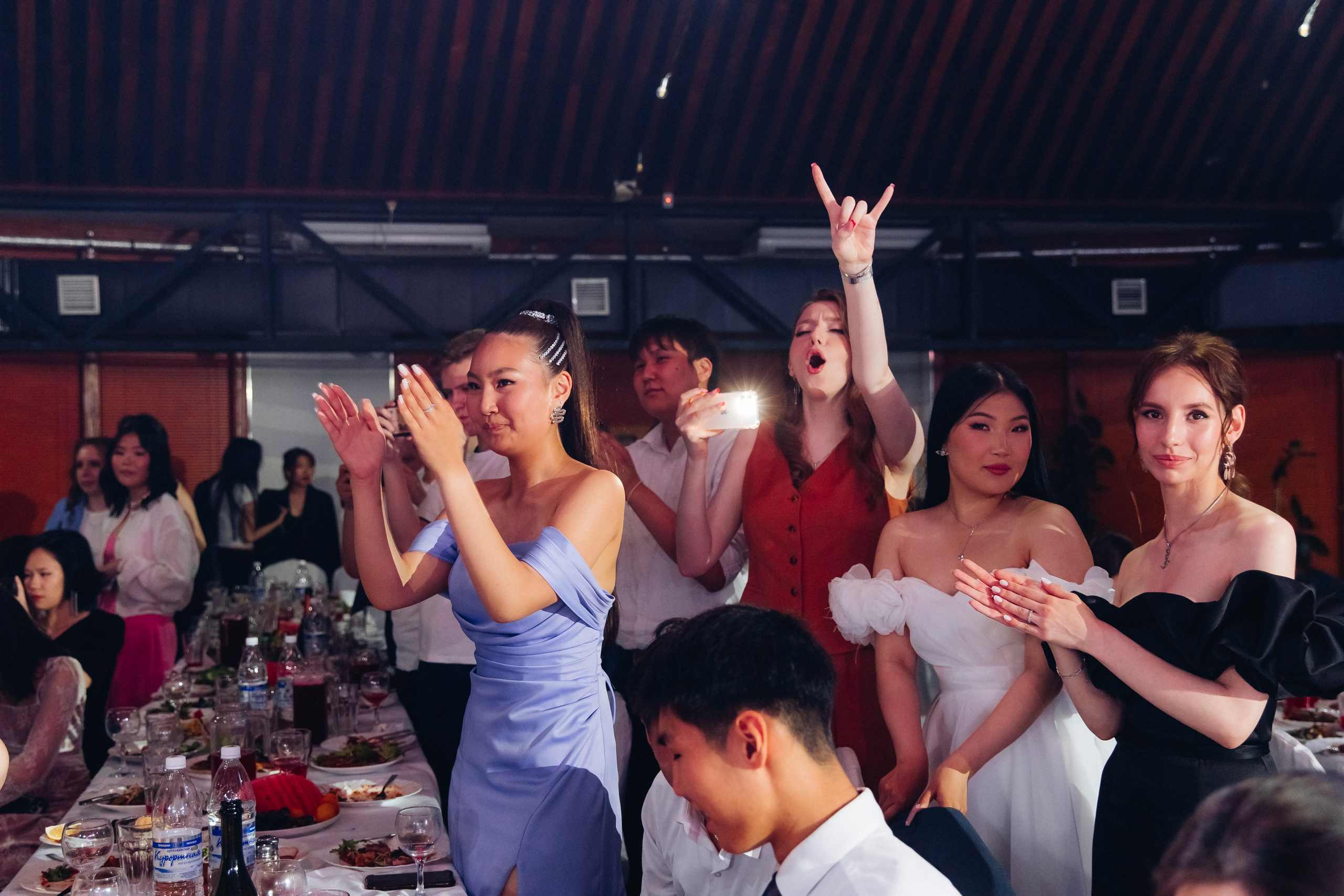 Выпускной вечер. 49 школа. Баран на корове. Свадебный и семейный фотограф в Улан-Удэ