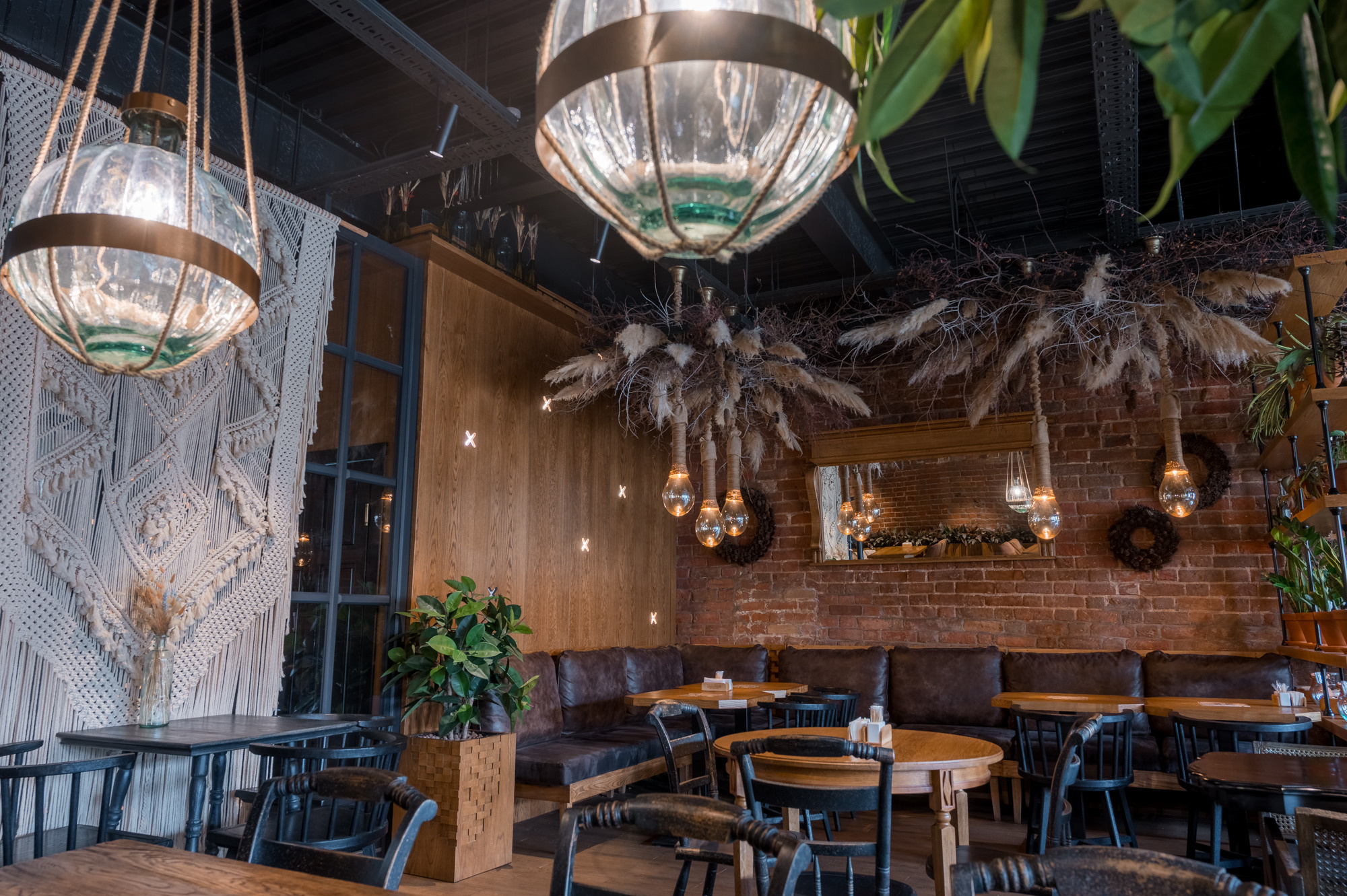 Georgian restaurant: interior shooting. Photo & Video production, in Bishkek, Kyrgyzstan