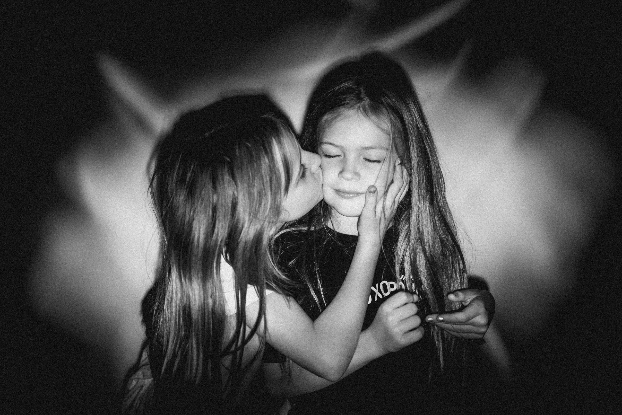 Малышки Нина и Аврора. Фотограф Наталья Гончарова. Снимаю живые портреты в Алматы