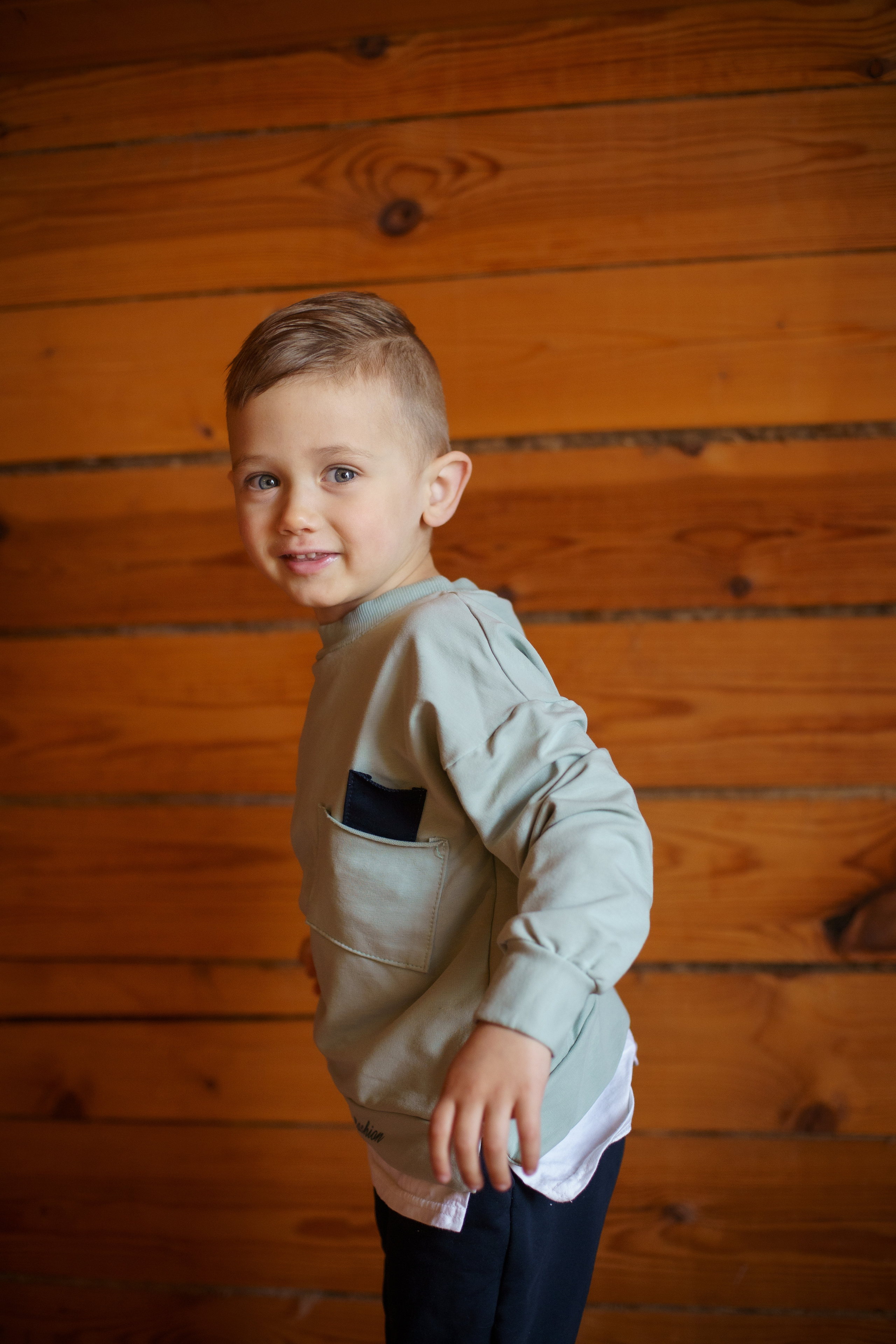 Семейная фотосессия дома, в теплой и уютной обстановке. Семейный и детский фотограф в Сергиев Посаде, Хотьково Якимчук Любовь