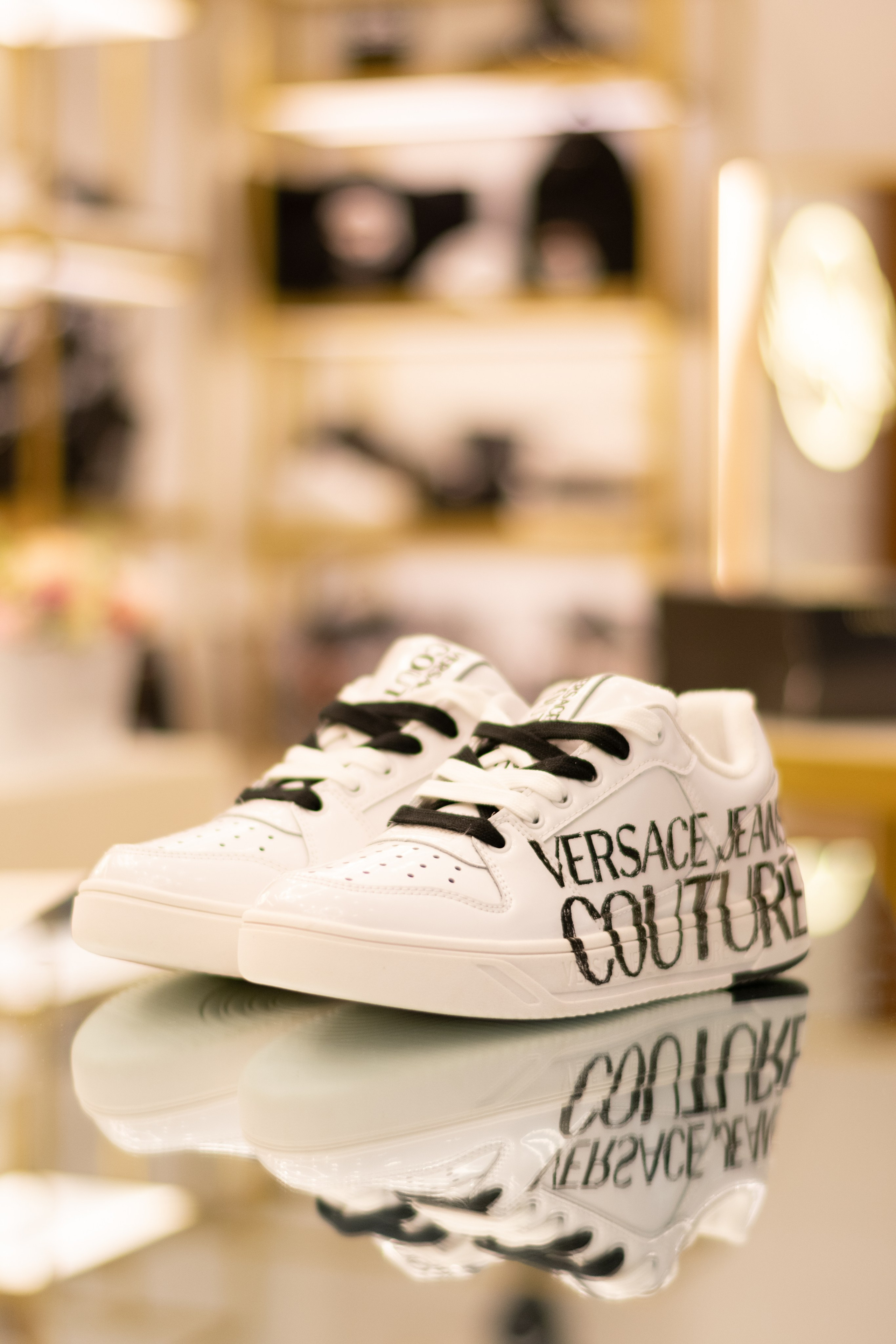 Для организаций. Предметная фотосессия для обувного магазина Capsula. Фотограф/видеограф Богдан Голованов