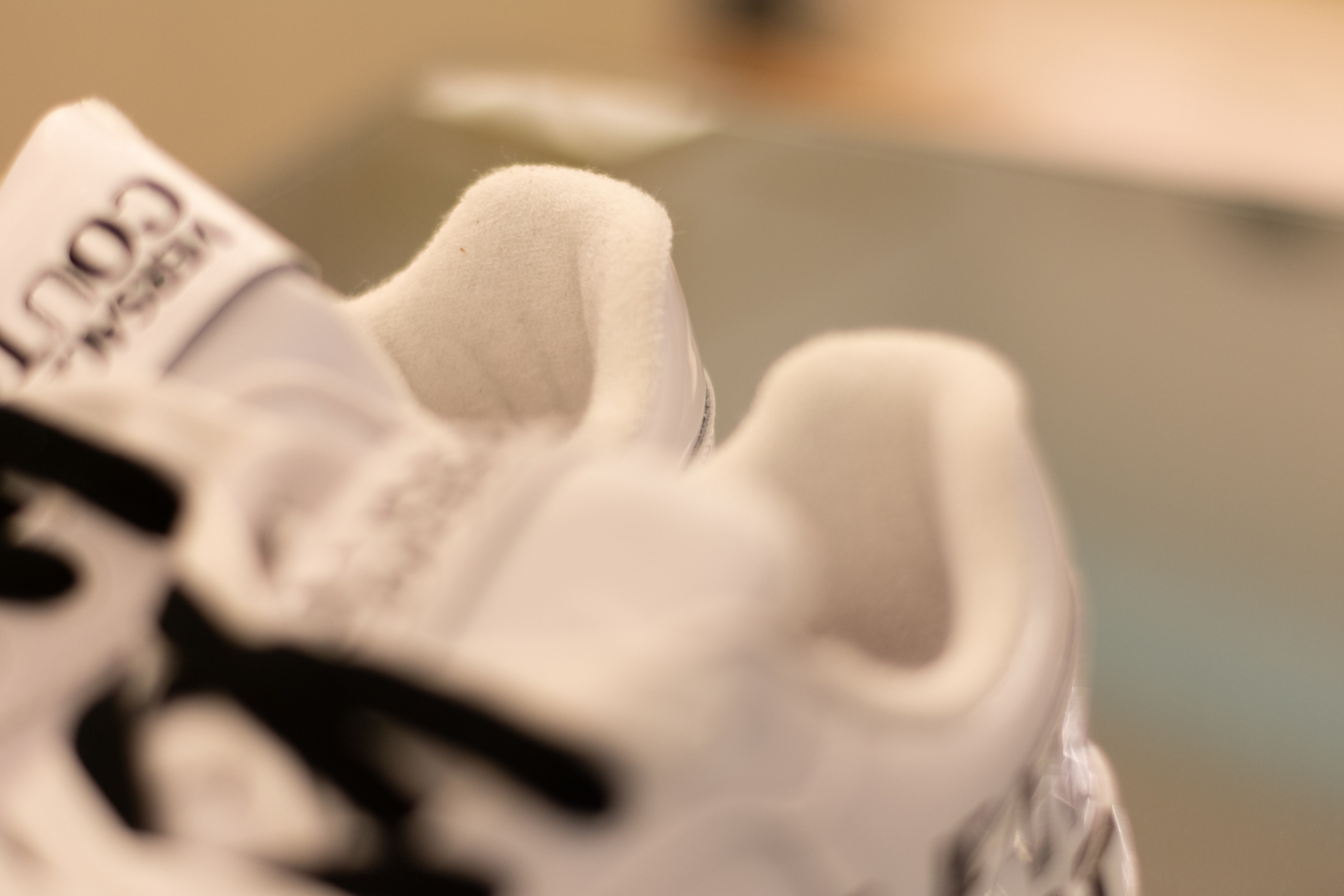 Для организаций. Предметная фотосессия для обувного магазина Capsula. Фотограф/видеограф Богдан Голованов