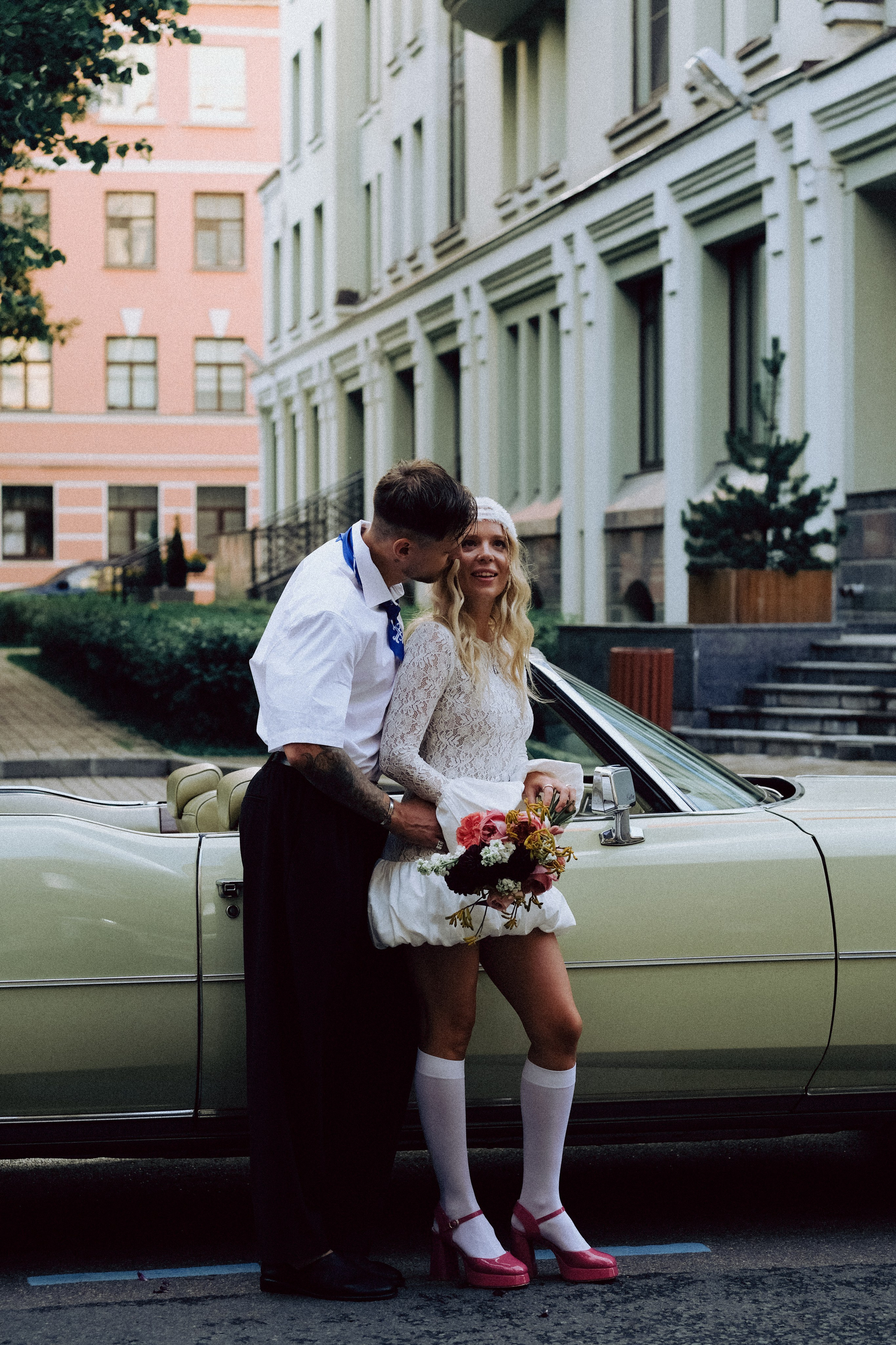 СВАДЕБНАЯ СЬЕМКА С КАБРИОЛЕТОМ В САНТК-ПЕТЕРБУРГЕ НА ПЕТРОГРАДКЕ В ОТЕЛЕ ПАНОРАМИКА. Профессиональный фотограф, Санкт-Петербург — Виктория Богомолова