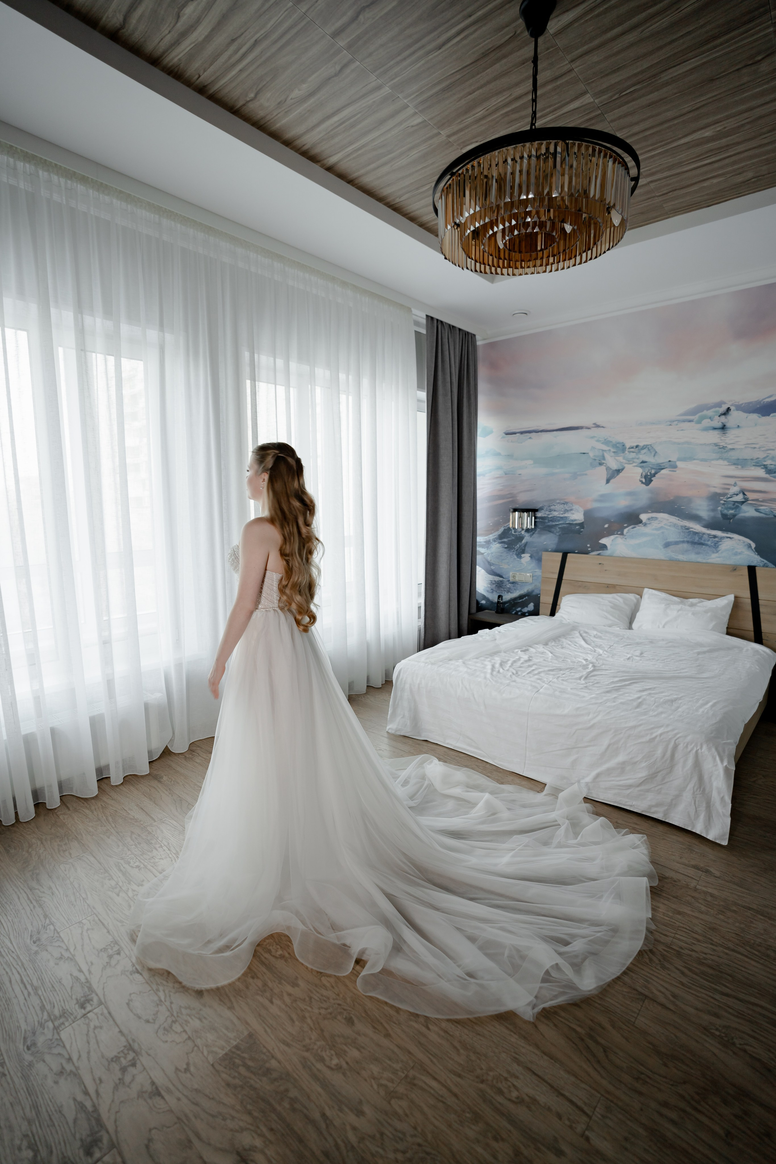 СВАДЕБНАЯ СЬЕМКА СБОРОВ В ОТЕЛЕ И ВЫЕЗД НА ЦЕРЕМОНИЮ (СНЯТО В СИБИРЕ В НИЖНЕВАРТОВСКЕ). Профессиональный фотограф, Санкт-Петербург — Виктория Богомолова