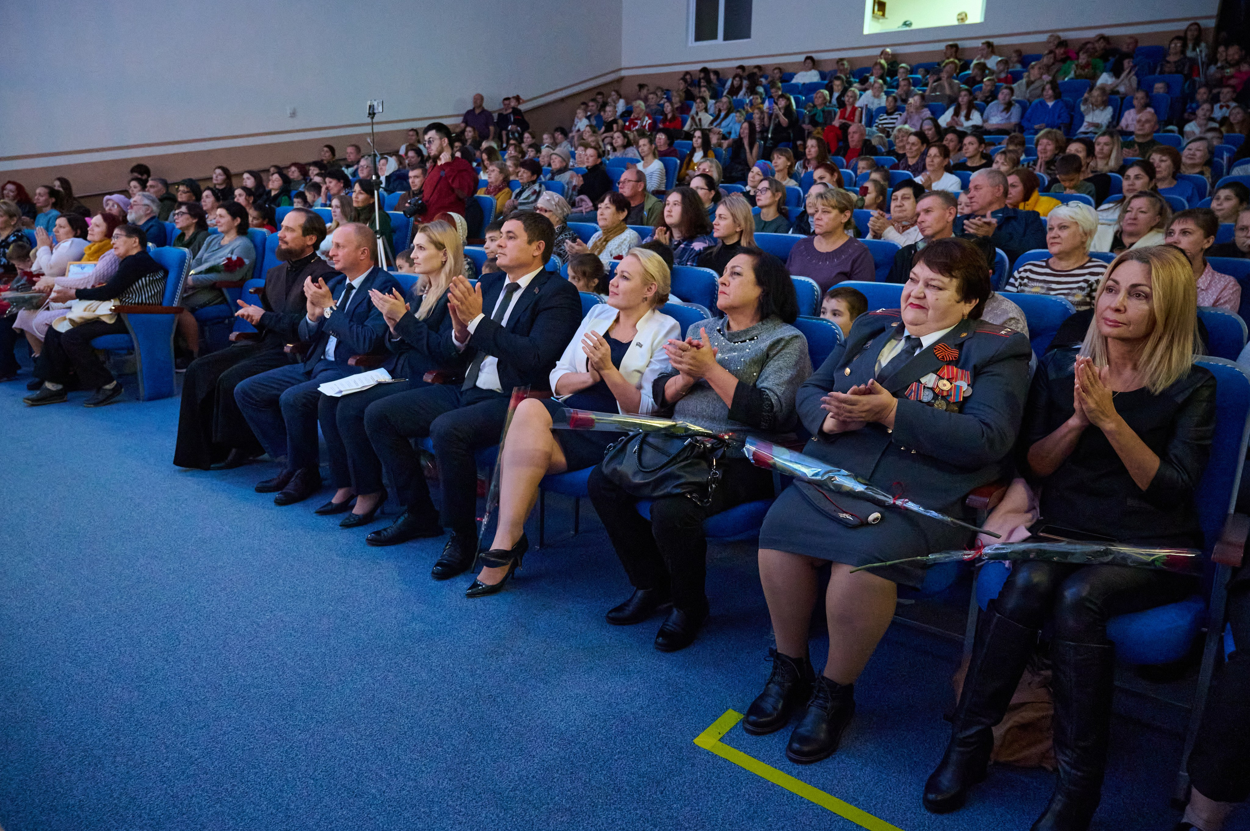 День матери. Марьина роща. Жизнь курорта Кабардинка в фотографиях