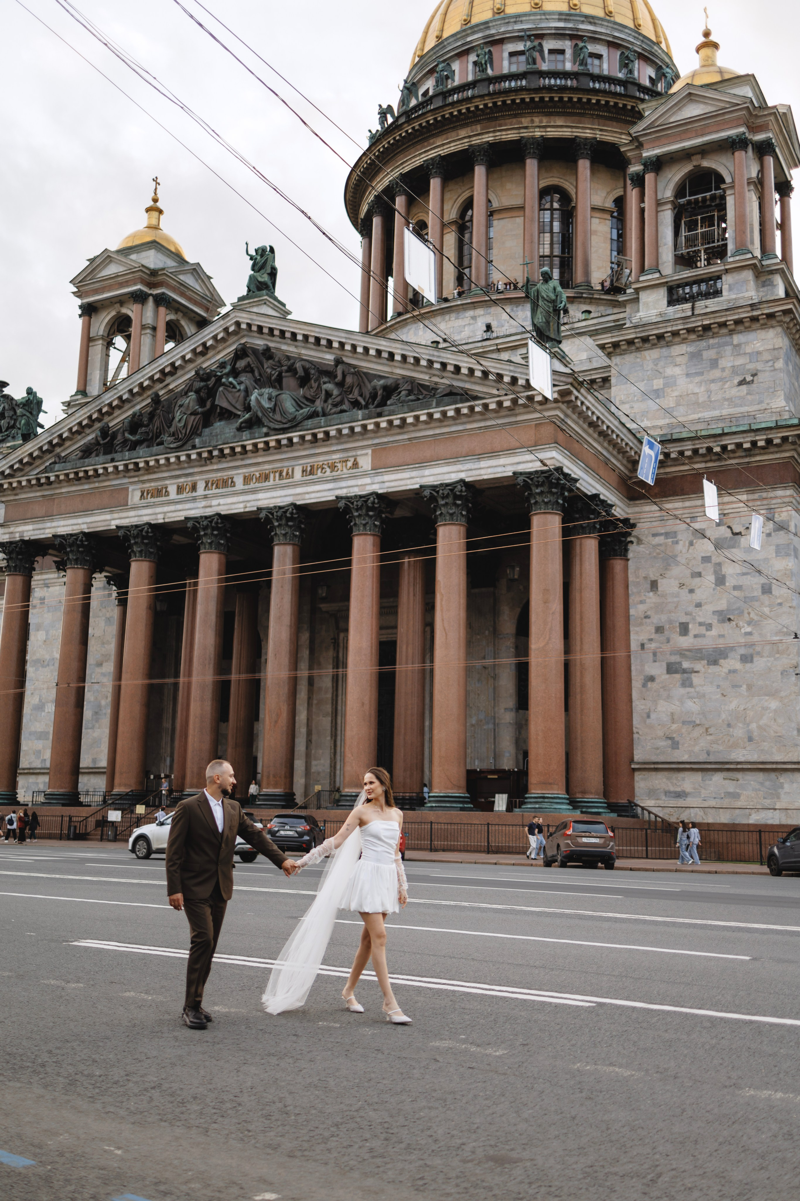 Руслан и Виолетта — Исаакий, Зимняя канавка. Боженова Елена фотограф Санкт-Петербург
