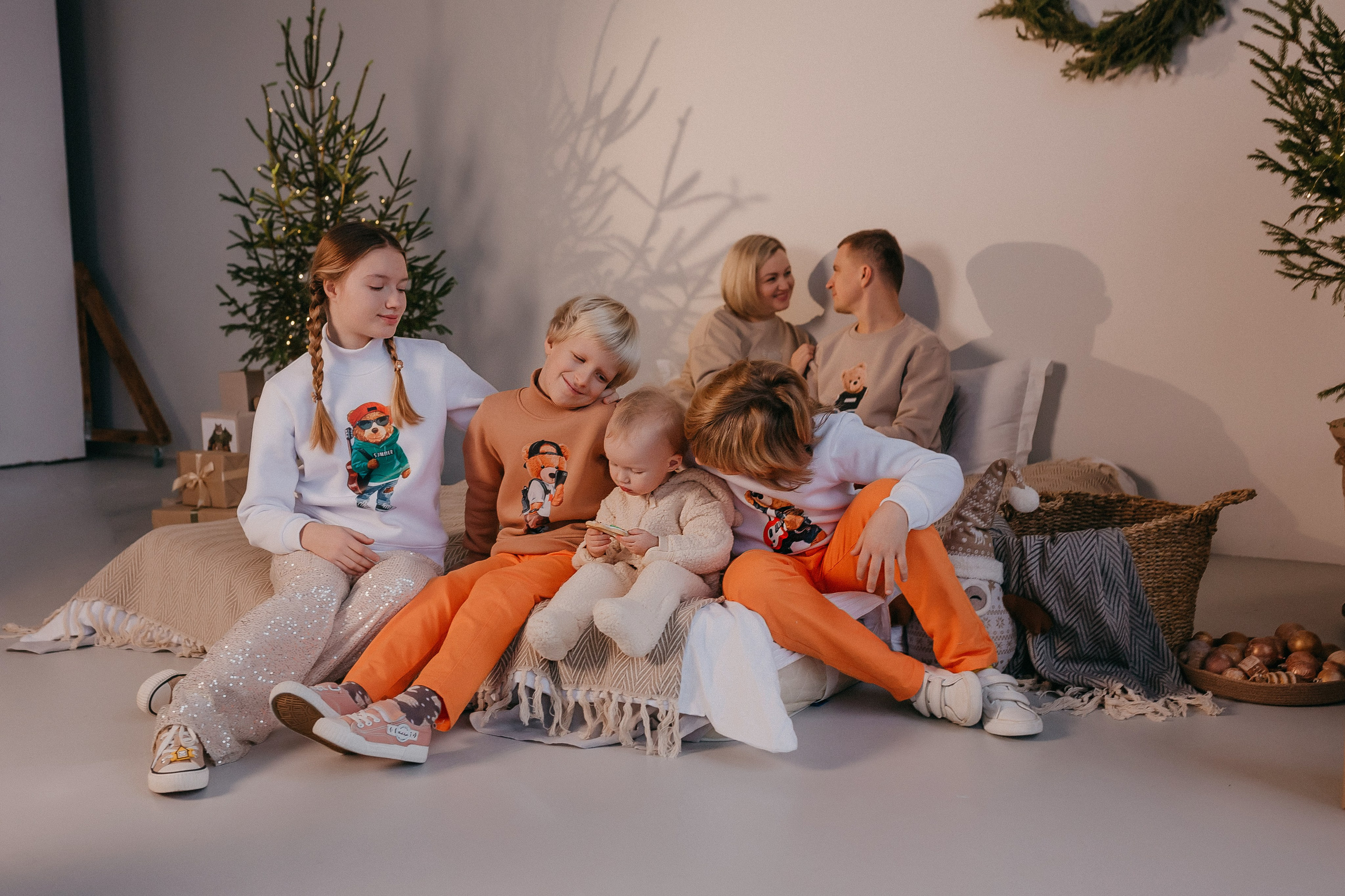 Женя и Лёша +4 Новогодняя. Семейный фотограф в Сургуте