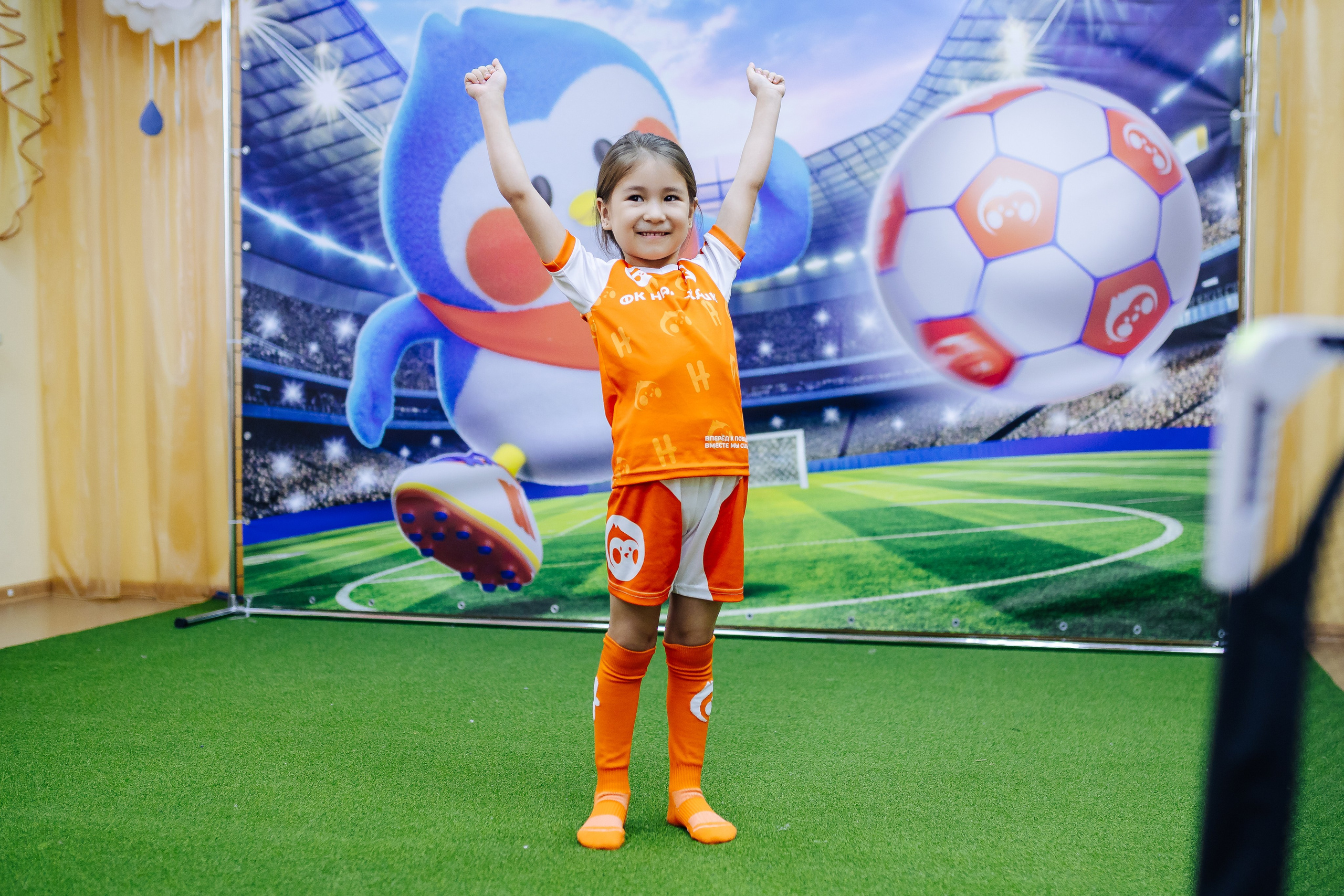 Фотосессия с кубком в детских садах г. Магнитогорска. Денис Прохоров Фотограф в г. Магнитогорск